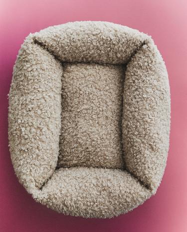 FAUX SHEARLING PET BED