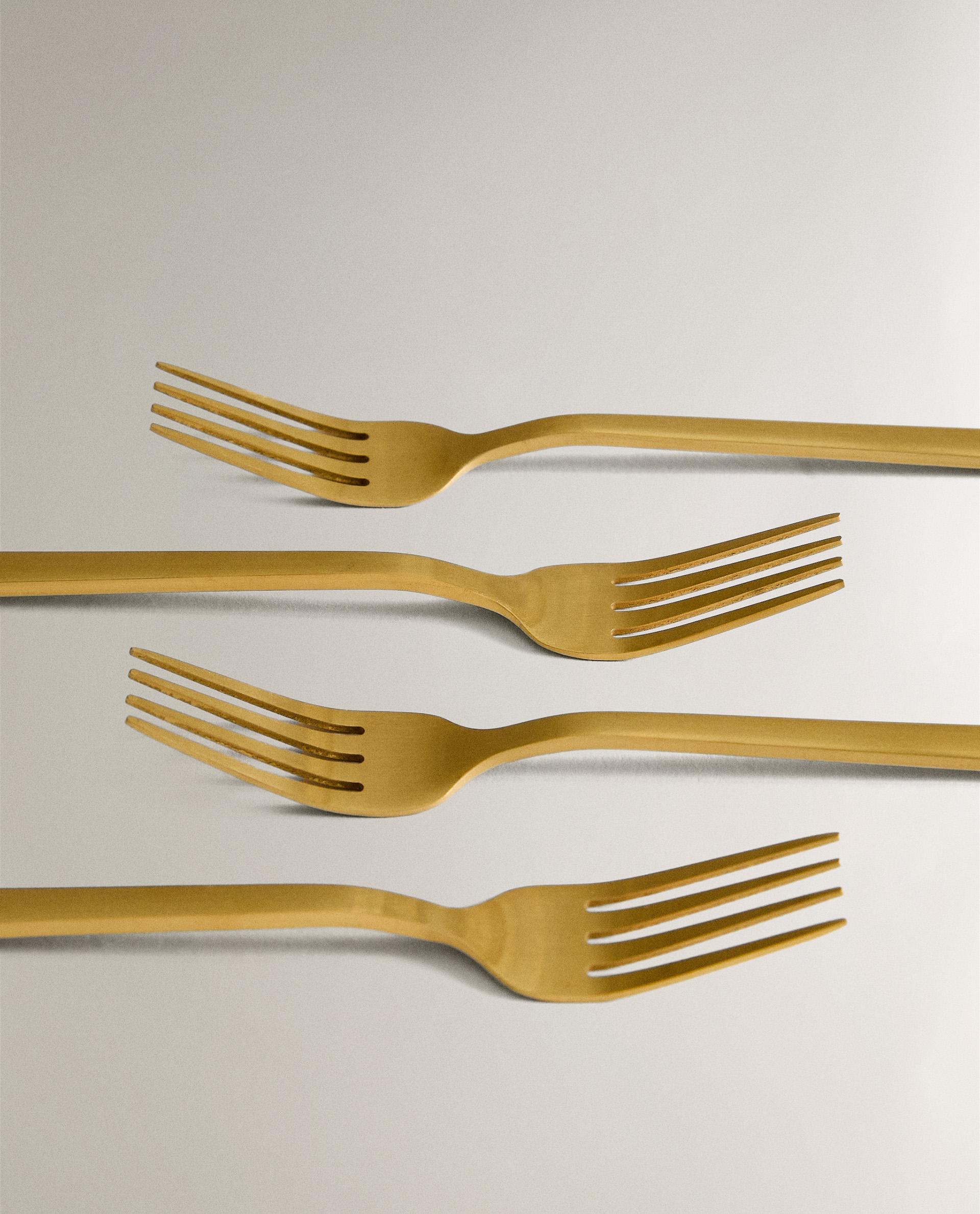 PACK OF GOLDEN STEEL BRUNCH DESSERT FORKS (PACK OF 4) product thumbnail 5