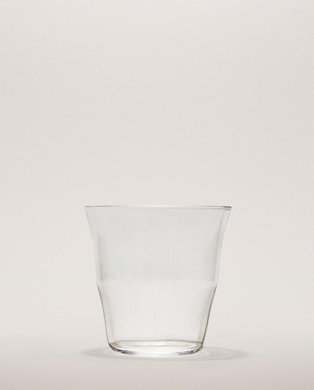 SMALL GLASS TUMBLER