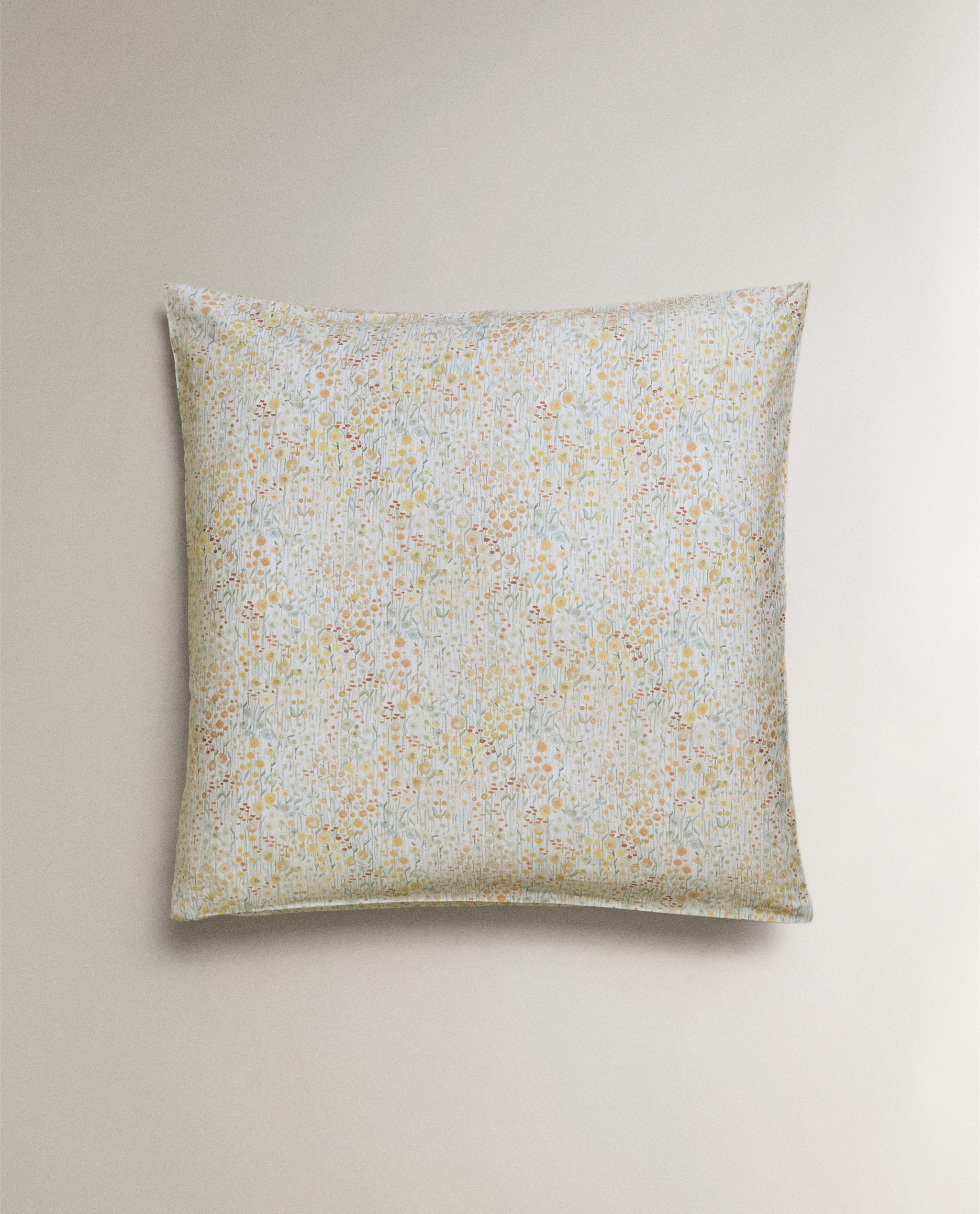 MINI FLORAL PRINT SATEEN PILLOWCASE product thumbnail 4