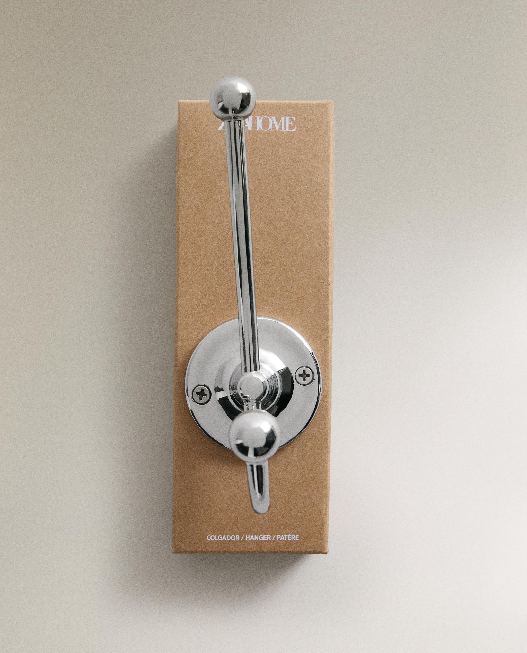 SHINY METAL HANGER product thumbnail 5