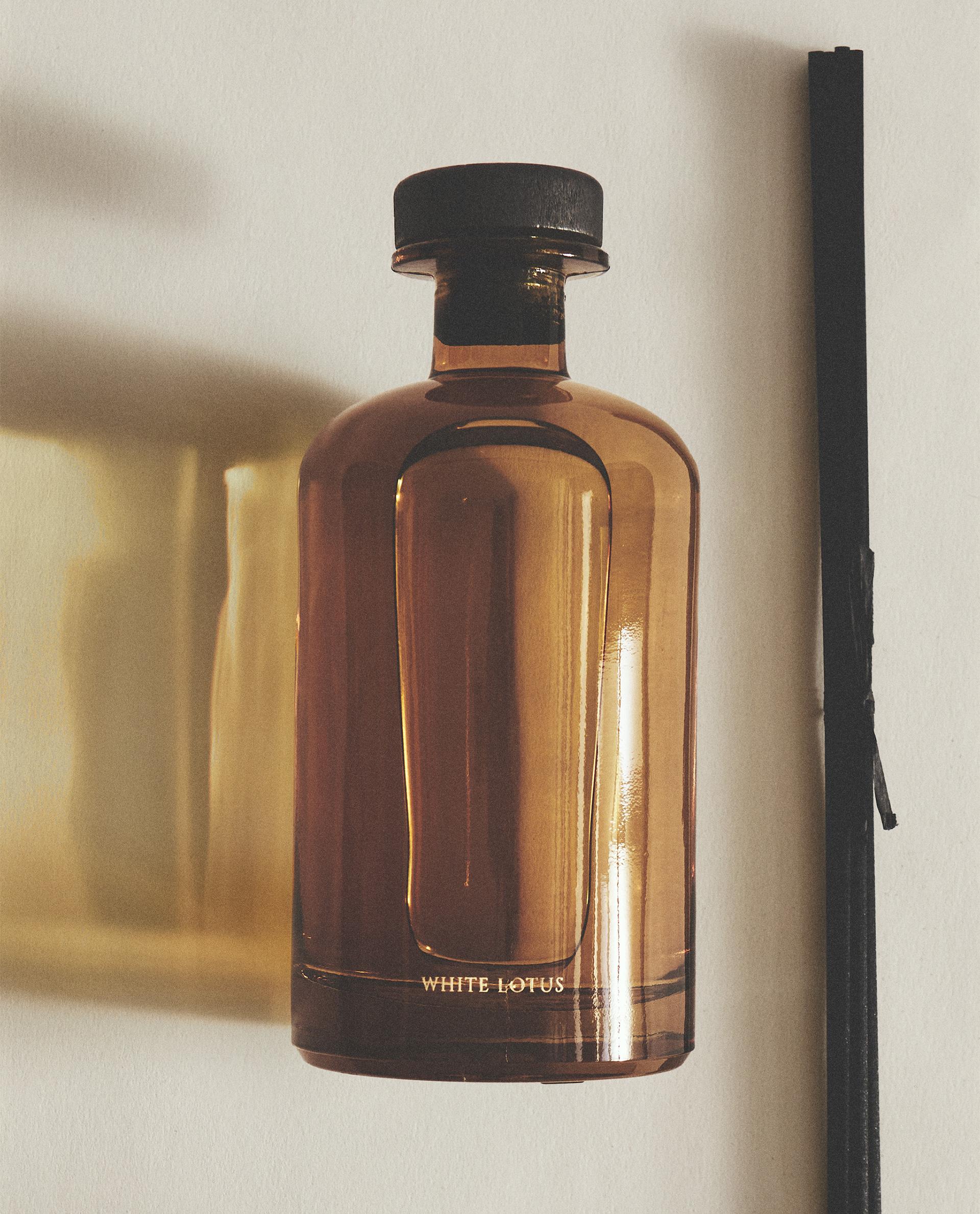 (500 ML) WHITE LOTUS REED DIFFUSERS | Zara Home Lebanon