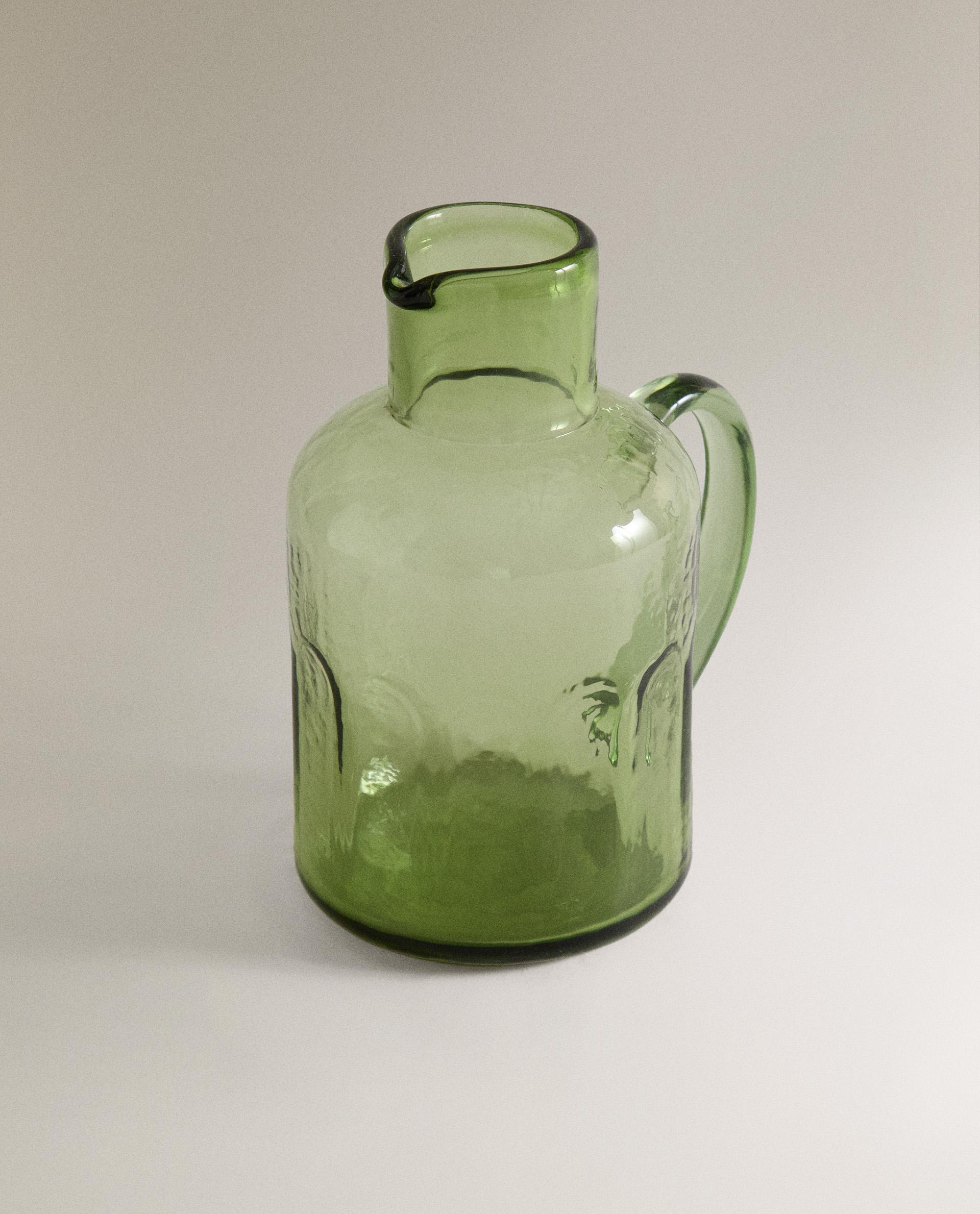 HAMMERED GLASS PITCHER