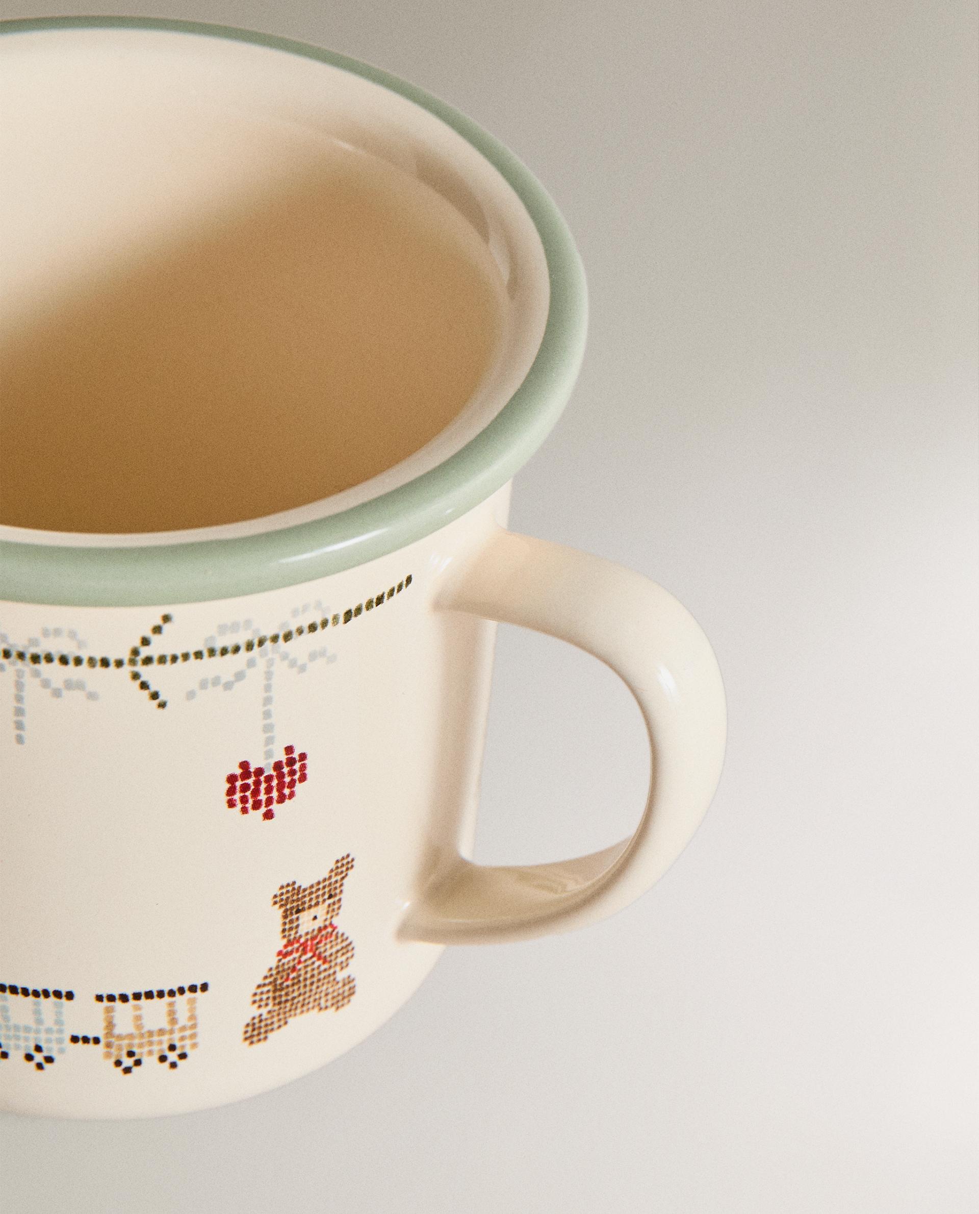 CHILDREN’S STONEWARE CHRISTMAS TRAIN MUG