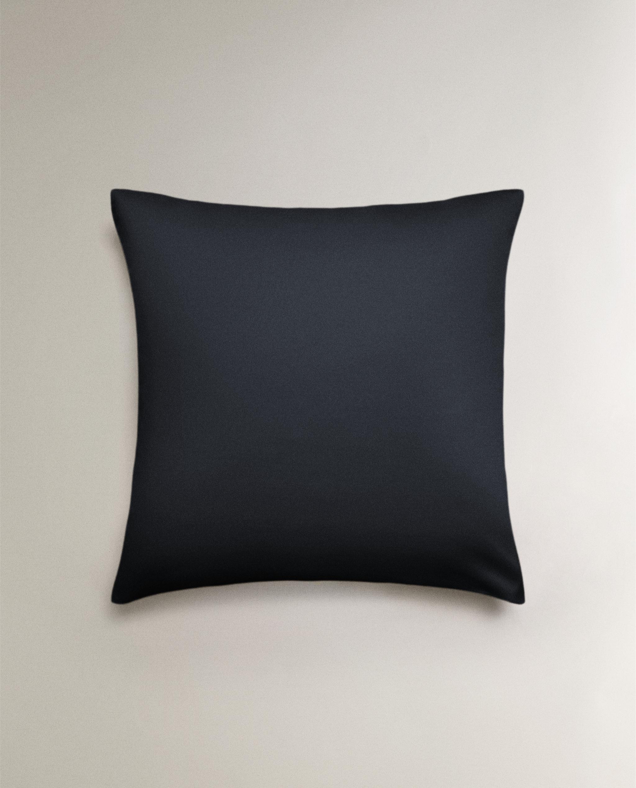 SATEEN PILLOWCASE (1000 THREAD COUNT) product thumbnail 4