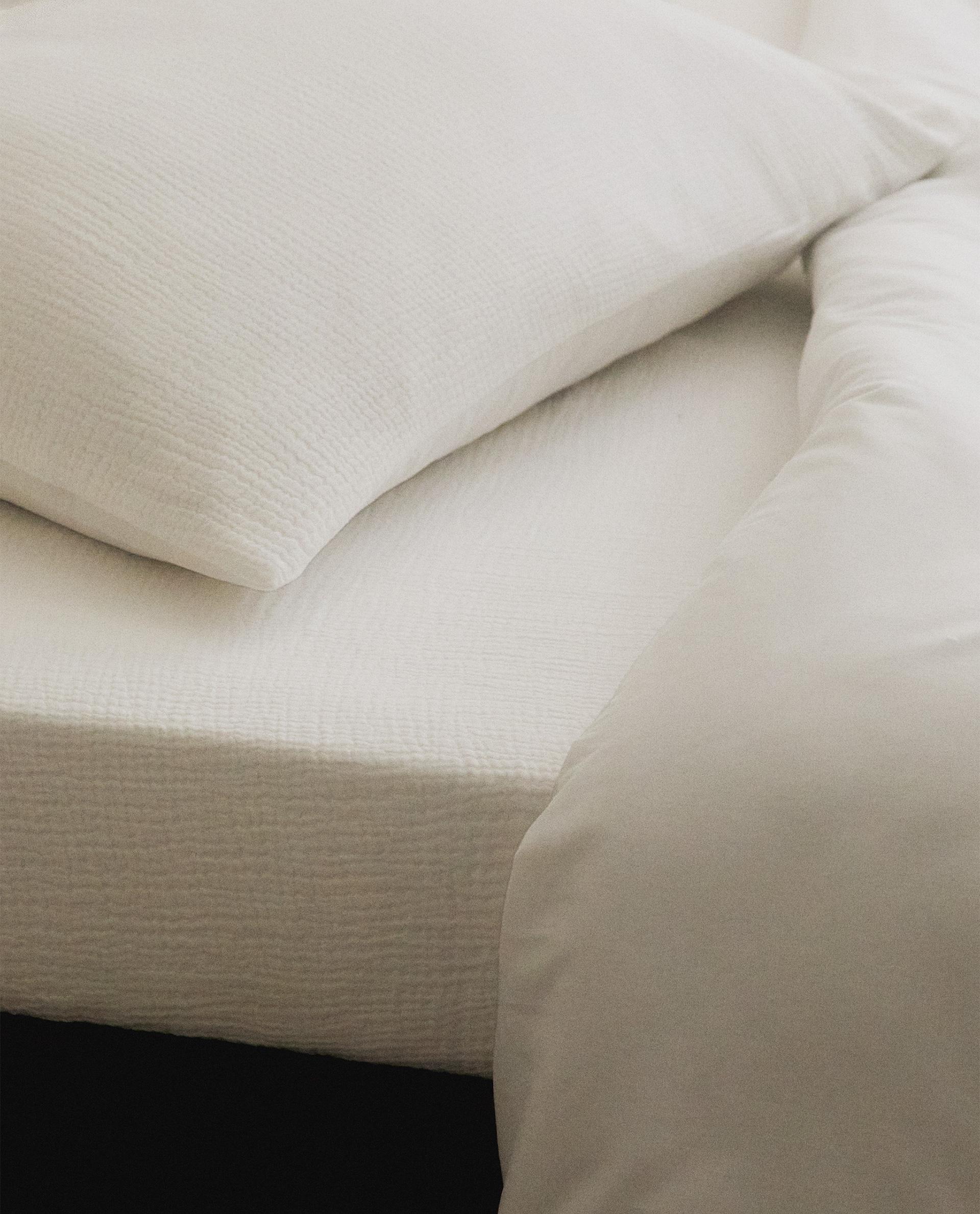 MUSLĪNA PALAGS AR GUMIJU MUSLĪNA PALAGS AR GUMIJU