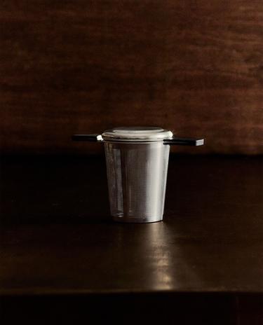 TEA INFUSER WITH LID