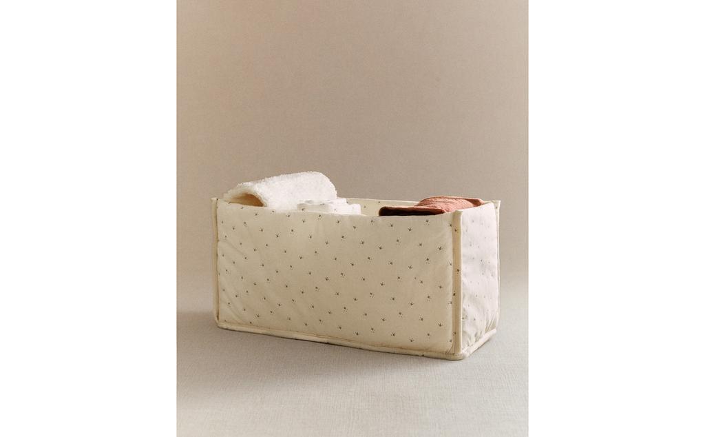FLORAL BABY CLOTHES ORGANISER