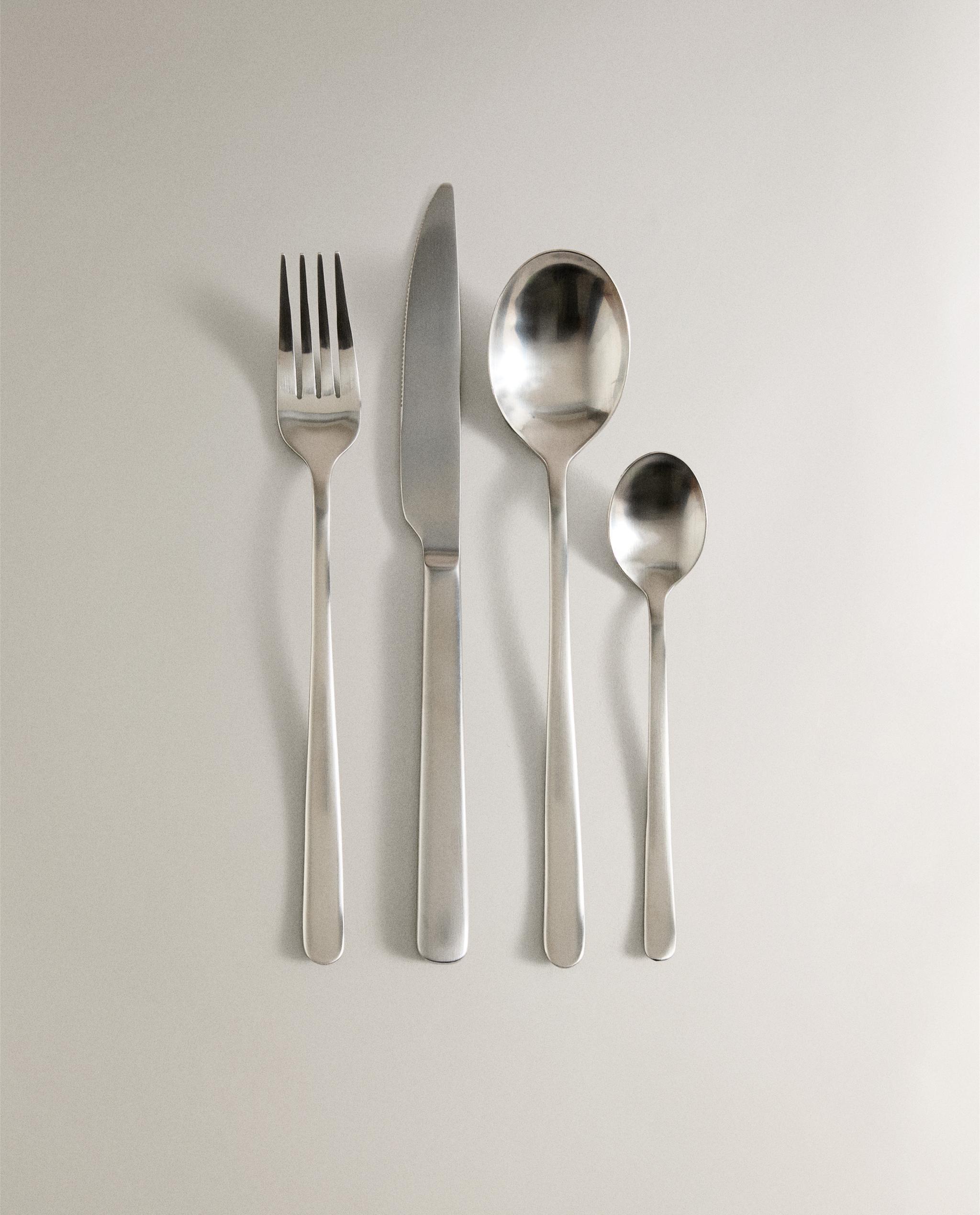 4-PIECE MATTE STEEL CUTLERY SET product thumbnail 3