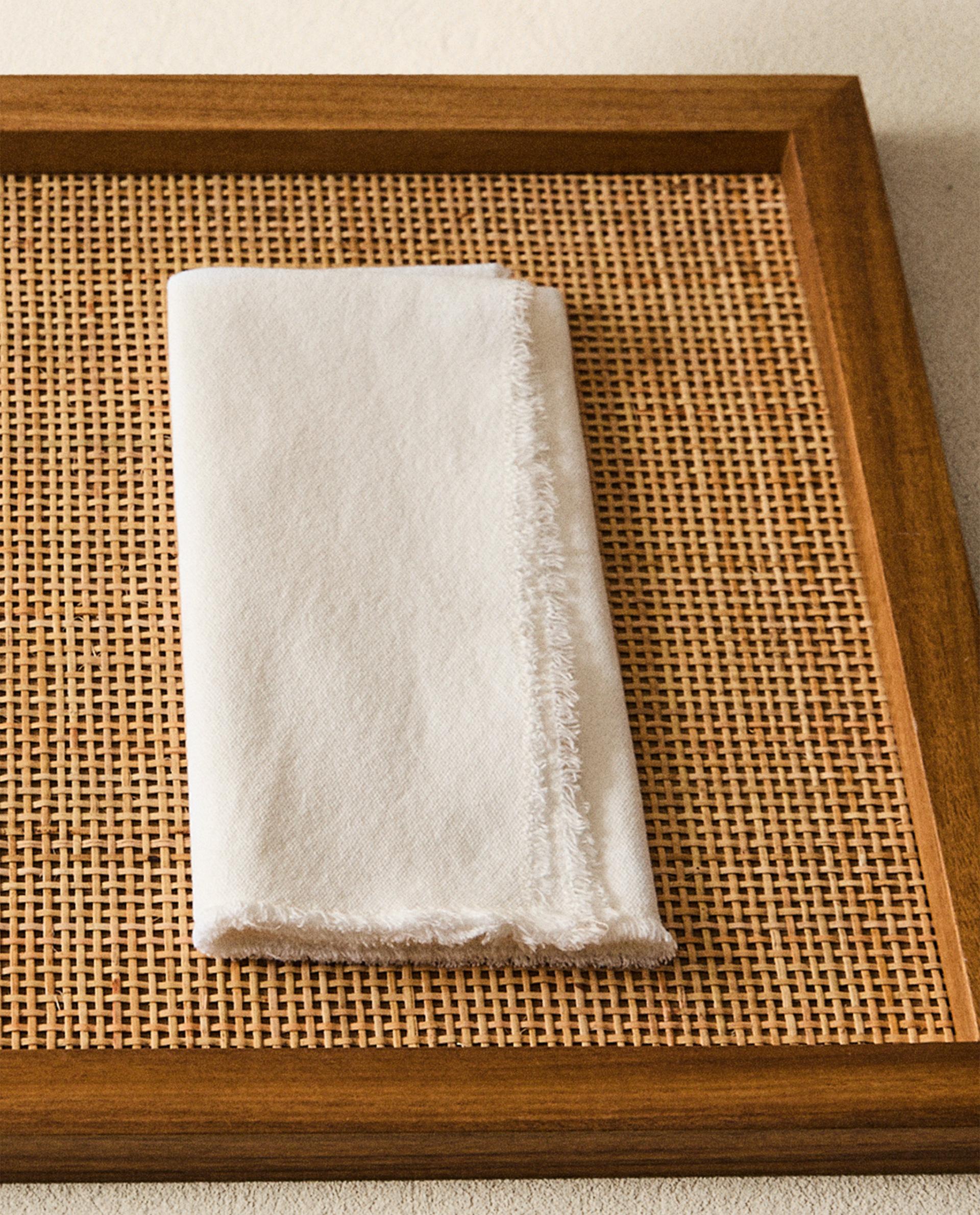 WOODEN RATTAN TRAY WOODEN RATTAN TRAY