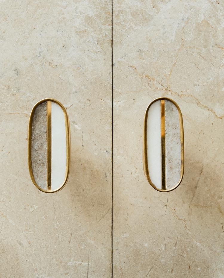 PACK OF CONTRAST MARBLE DOOR KNOBS (PACK OF 2)