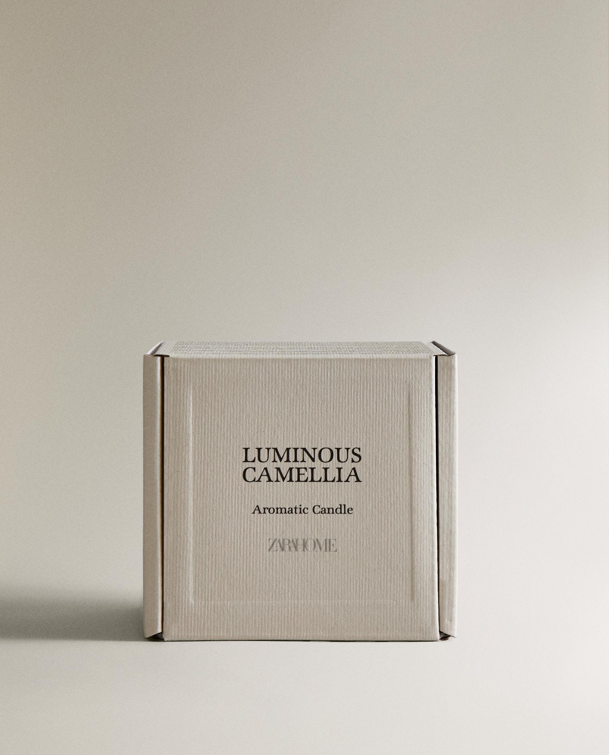 (150 G) LUMINOUS CAMELLIA SCENTED CANDLE product thumbnail 5