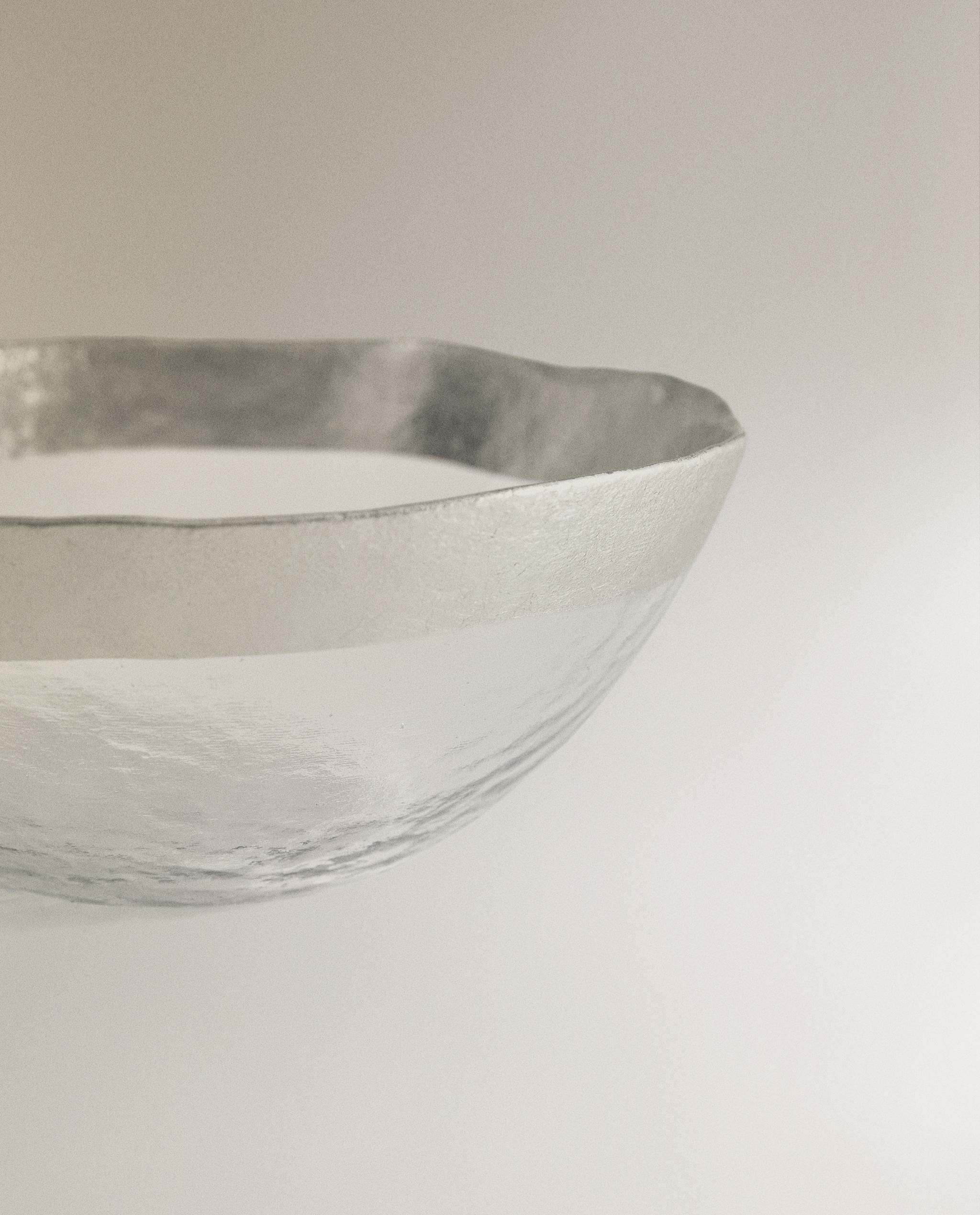 RAISED GLASS BOWL WITH SILVER RIM product thumbnail 2