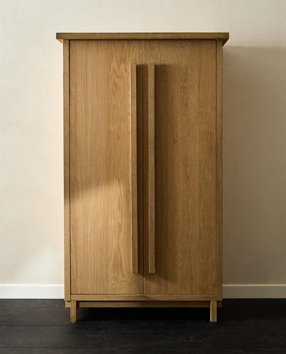 CABINET 01