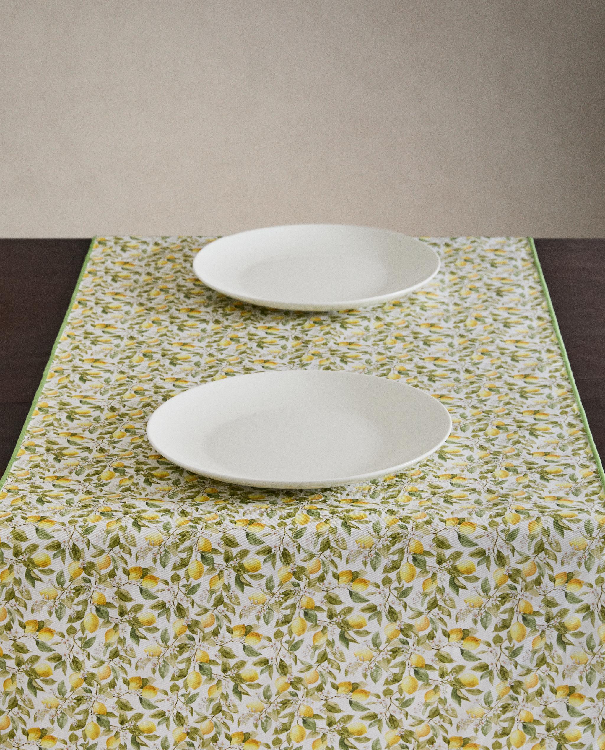 RESIN-COATED LEMON TABLE RUNNER product thumbnail 2