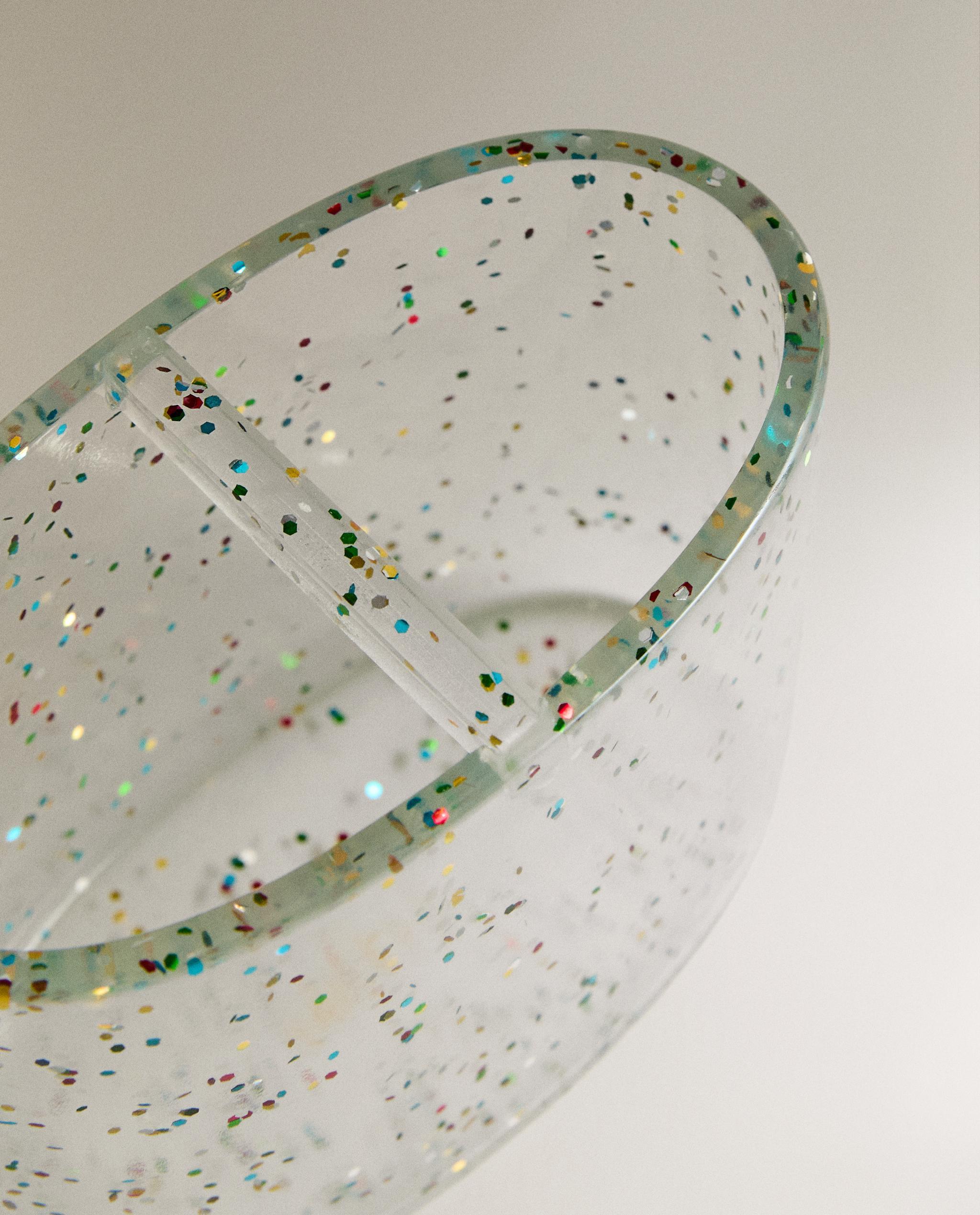 GLITTER RESIN TOOTHBRUSH HOLDER product thumbnail 8