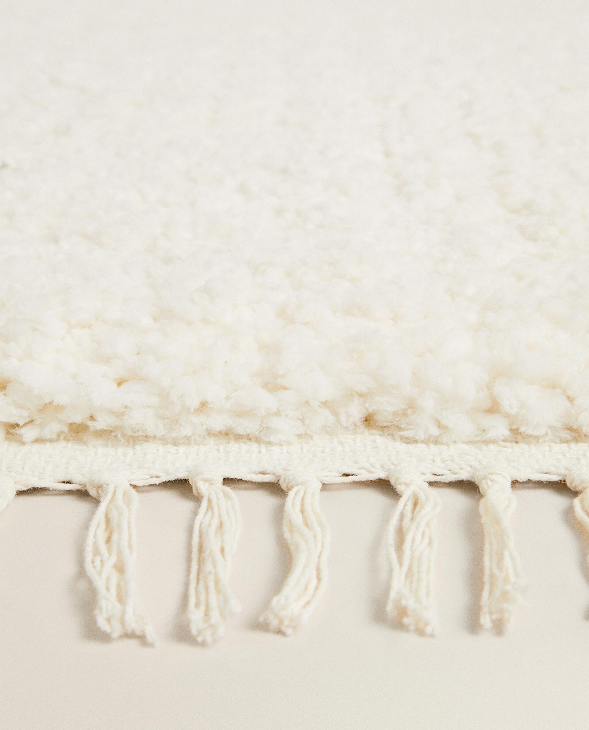 RECTANGULAR TEXTURED COTTON RUG