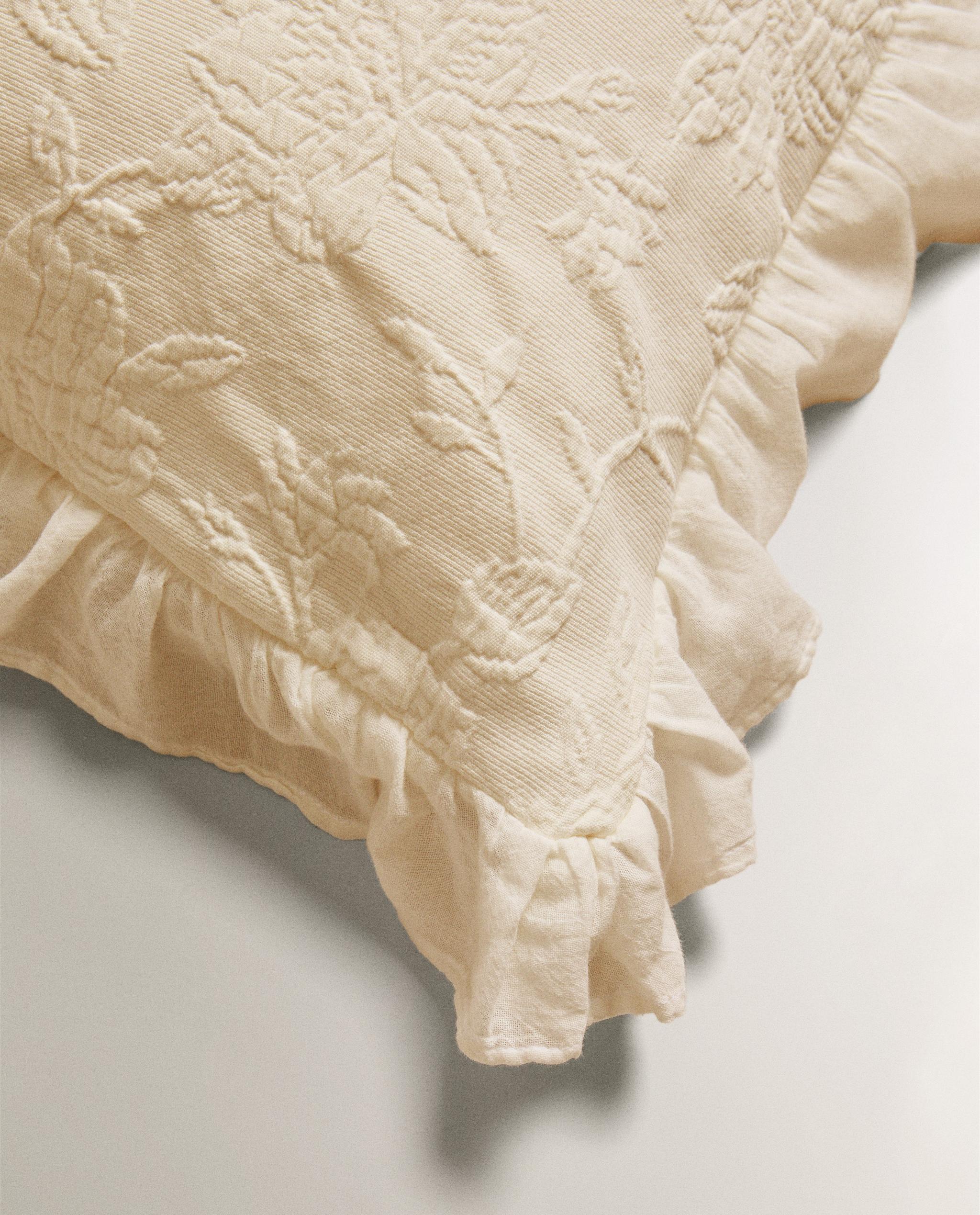 JACQUARD CUSHION COVER WITH RUFFLE product thumbnail 10