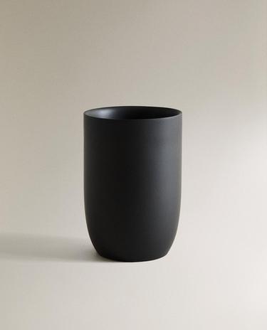 GELAS SIKAT GIGI RESIN HITAM