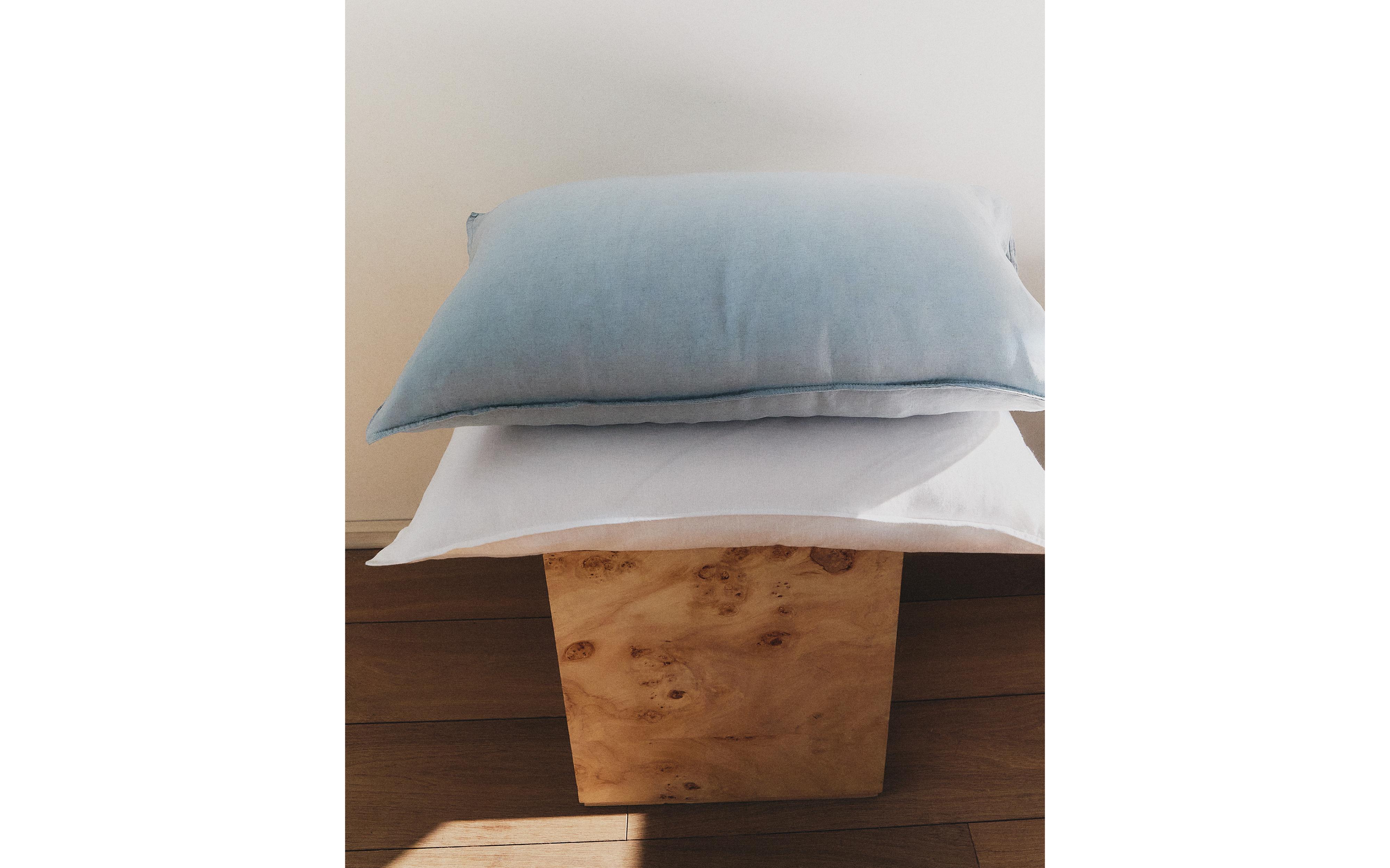 DUVET COVER, PILLOWCASES AND LAMP product thumbnail 13