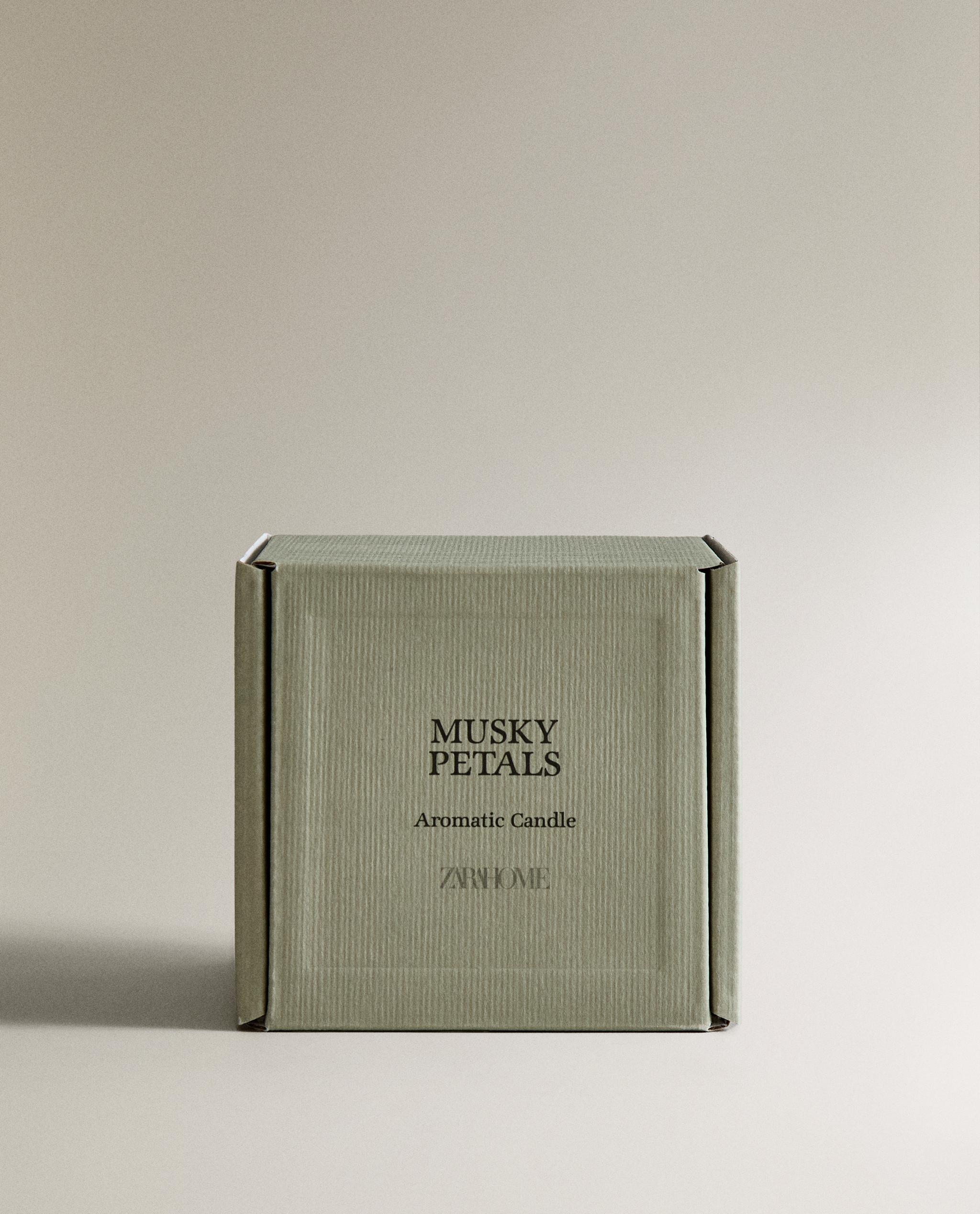 FLORAL SCENTED CANDLES product thumbnail 6