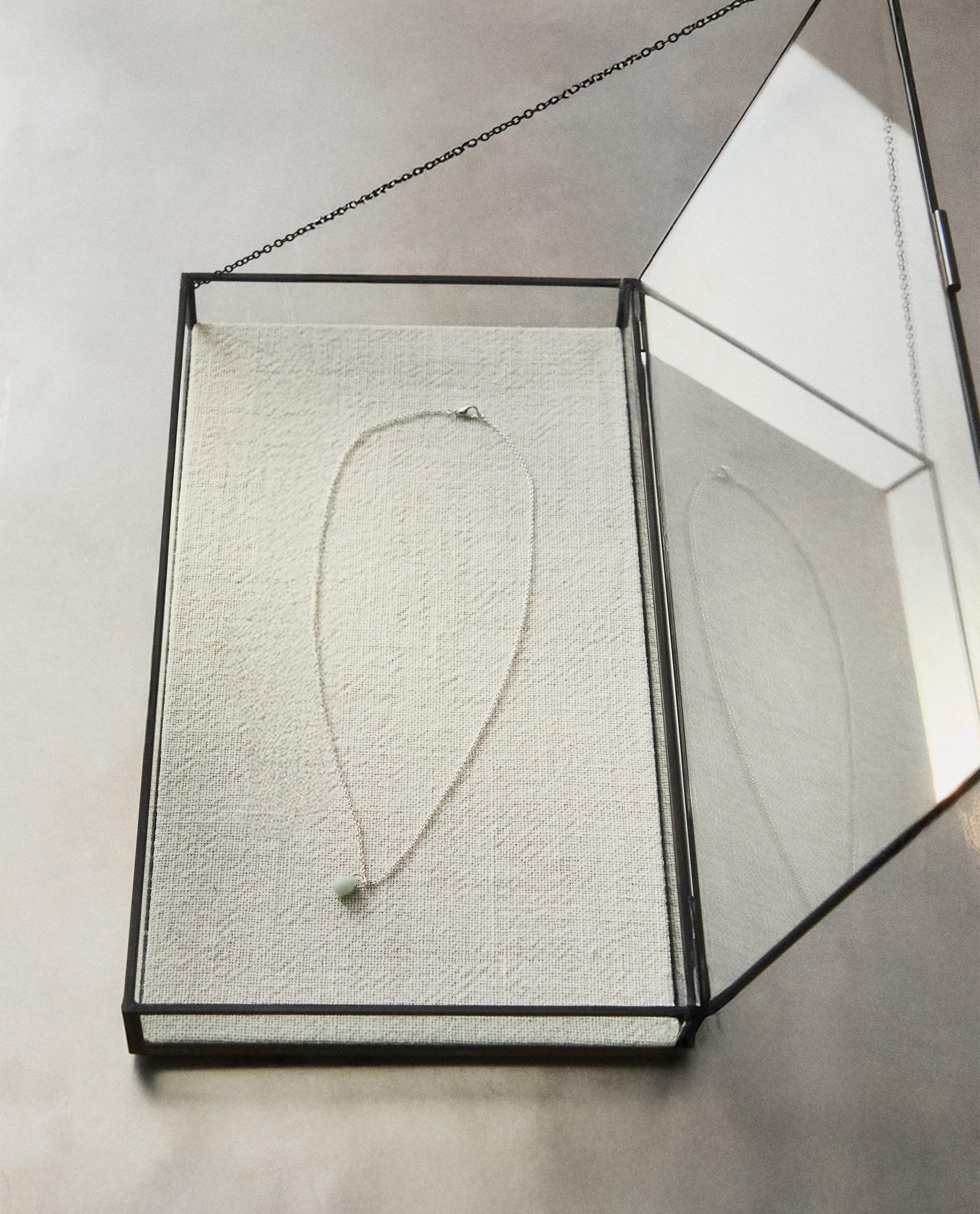 BOÎTE À BIJOUX CONTOUR MÉTAL NOIR BOÎTE À BIJOUX CONTOUR MÉTAL NOIR