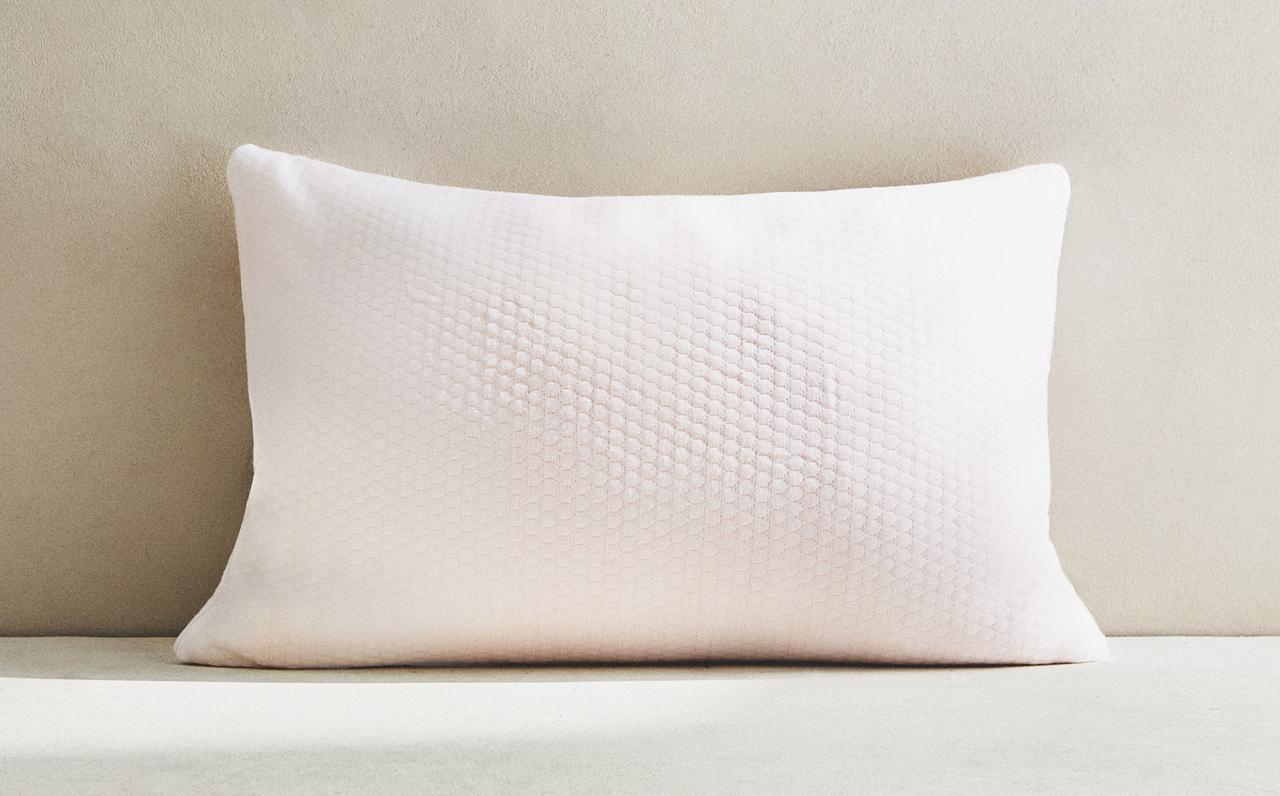 VISCOELASTIC FLAKES PILLOW