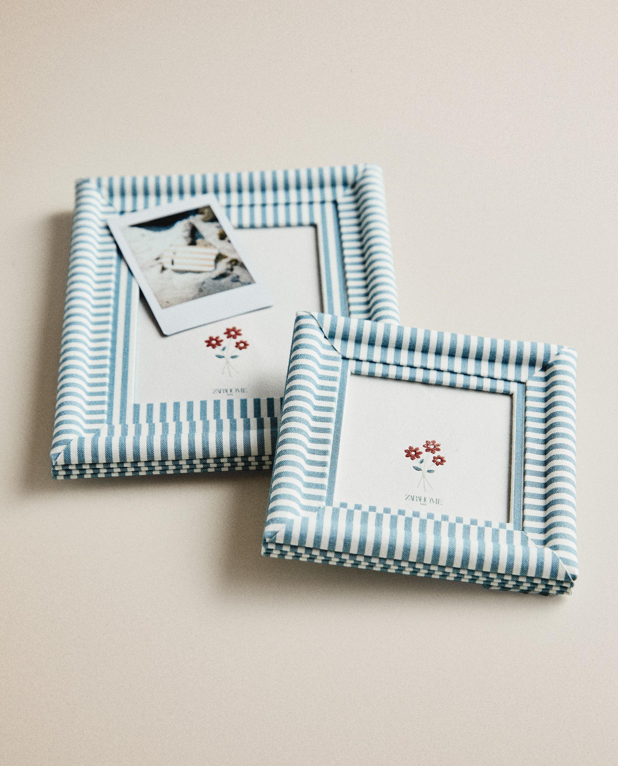 CHILDREN'S SQUARE STRIPED PHOTO FRAME