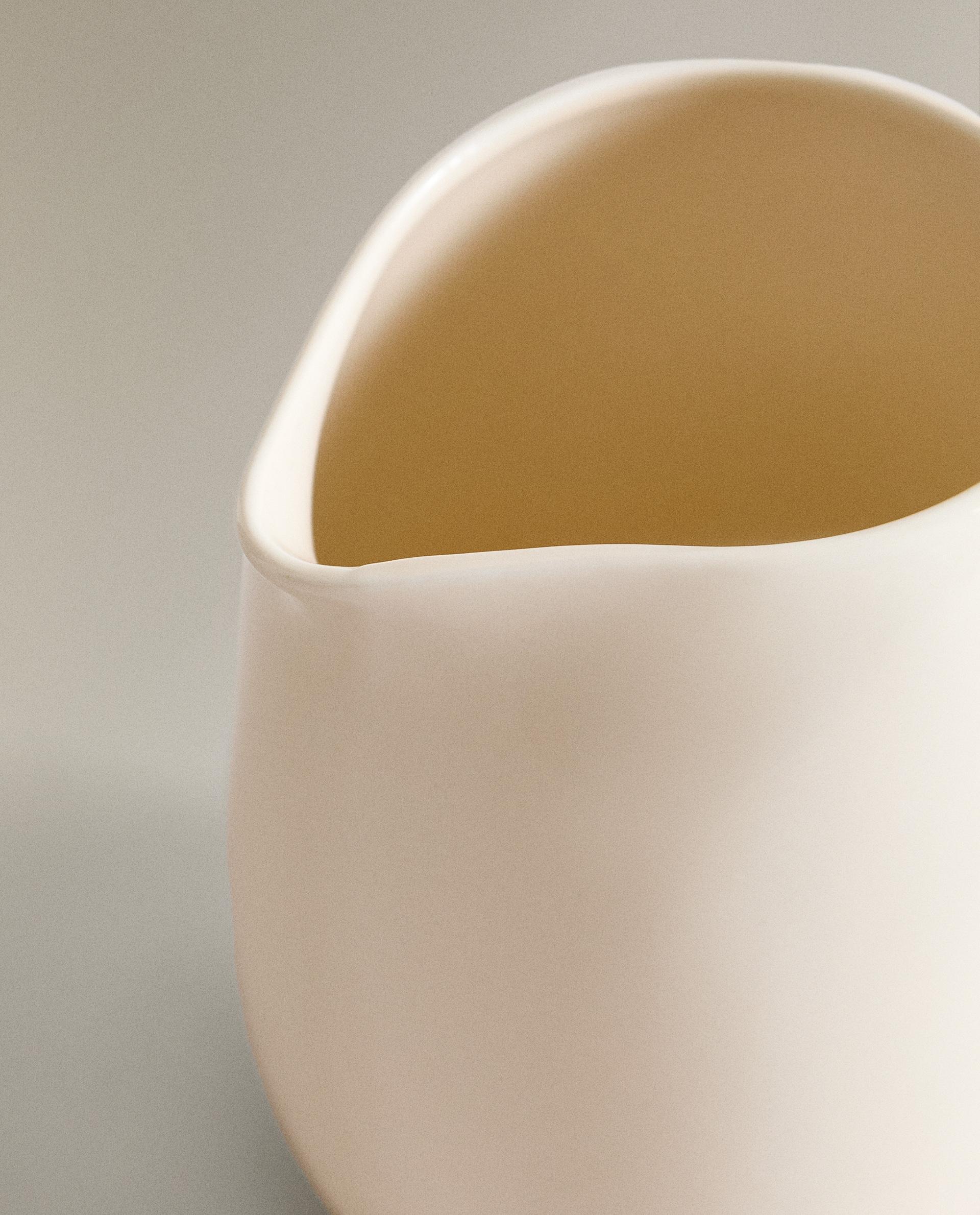 PLAIN STONEWARE MILK JUG product thumbnail 3