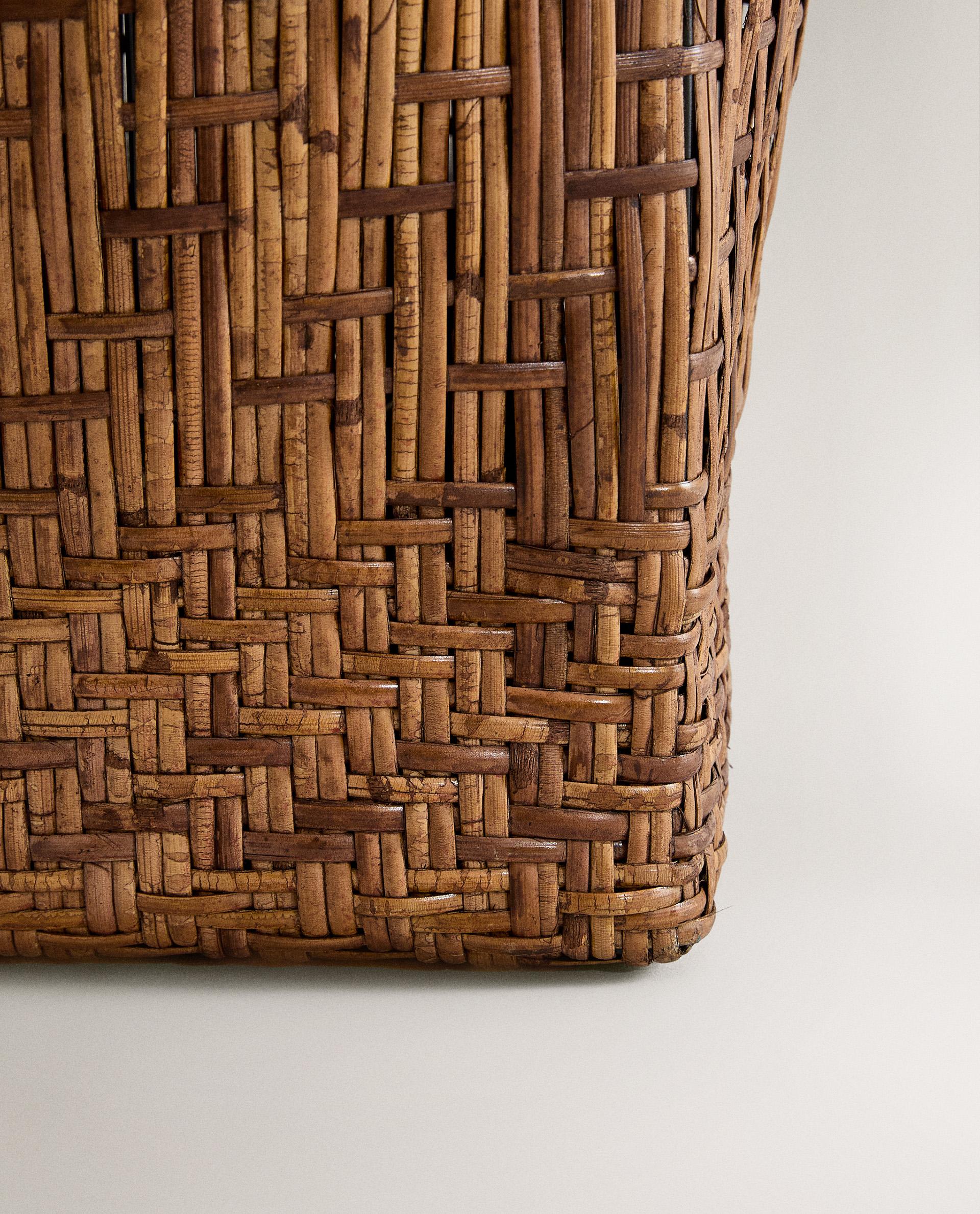 RATTAN UMBRELLA STAND