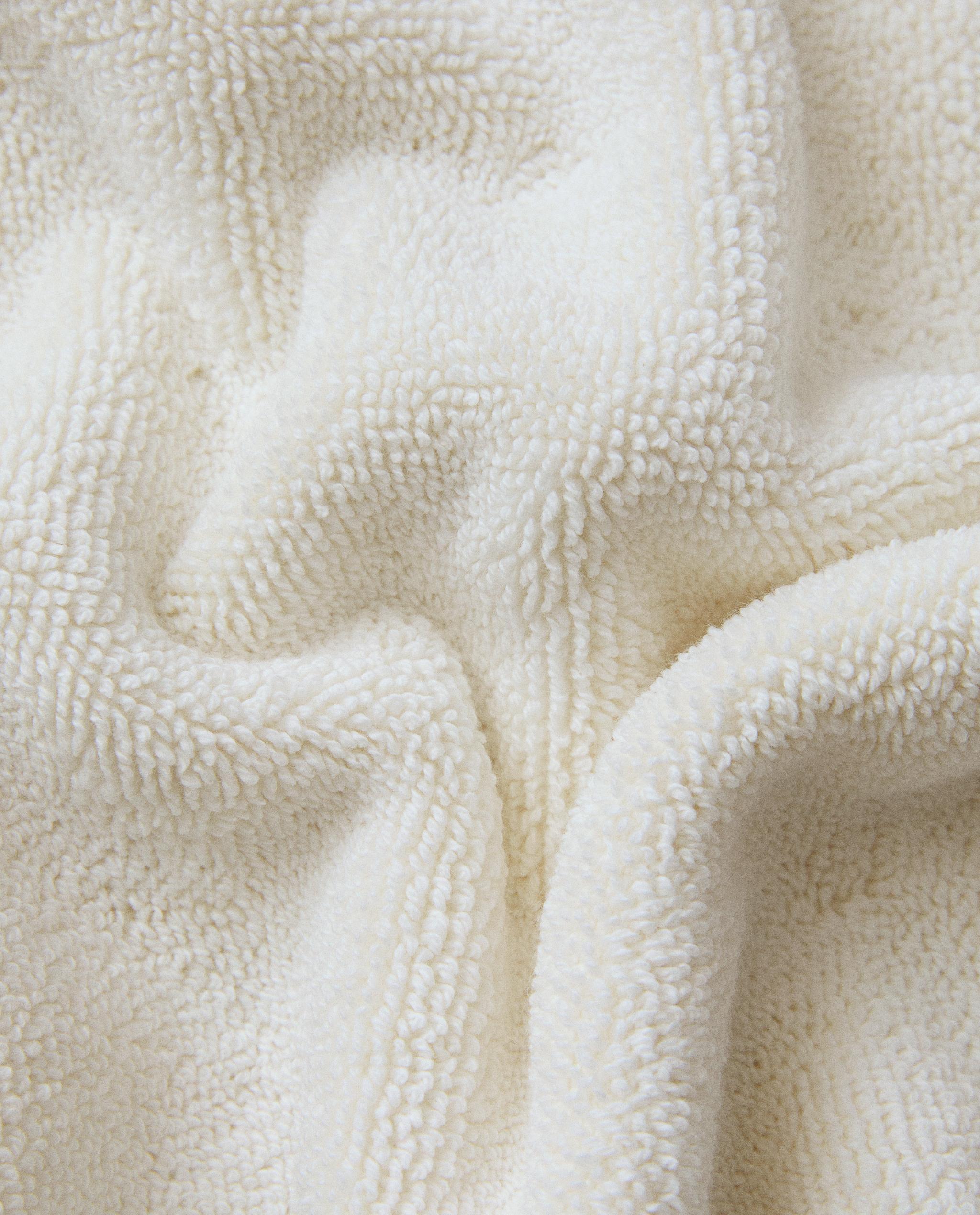 BATH MAT WITH PLANT EMBROIDERY product thumbnail 4