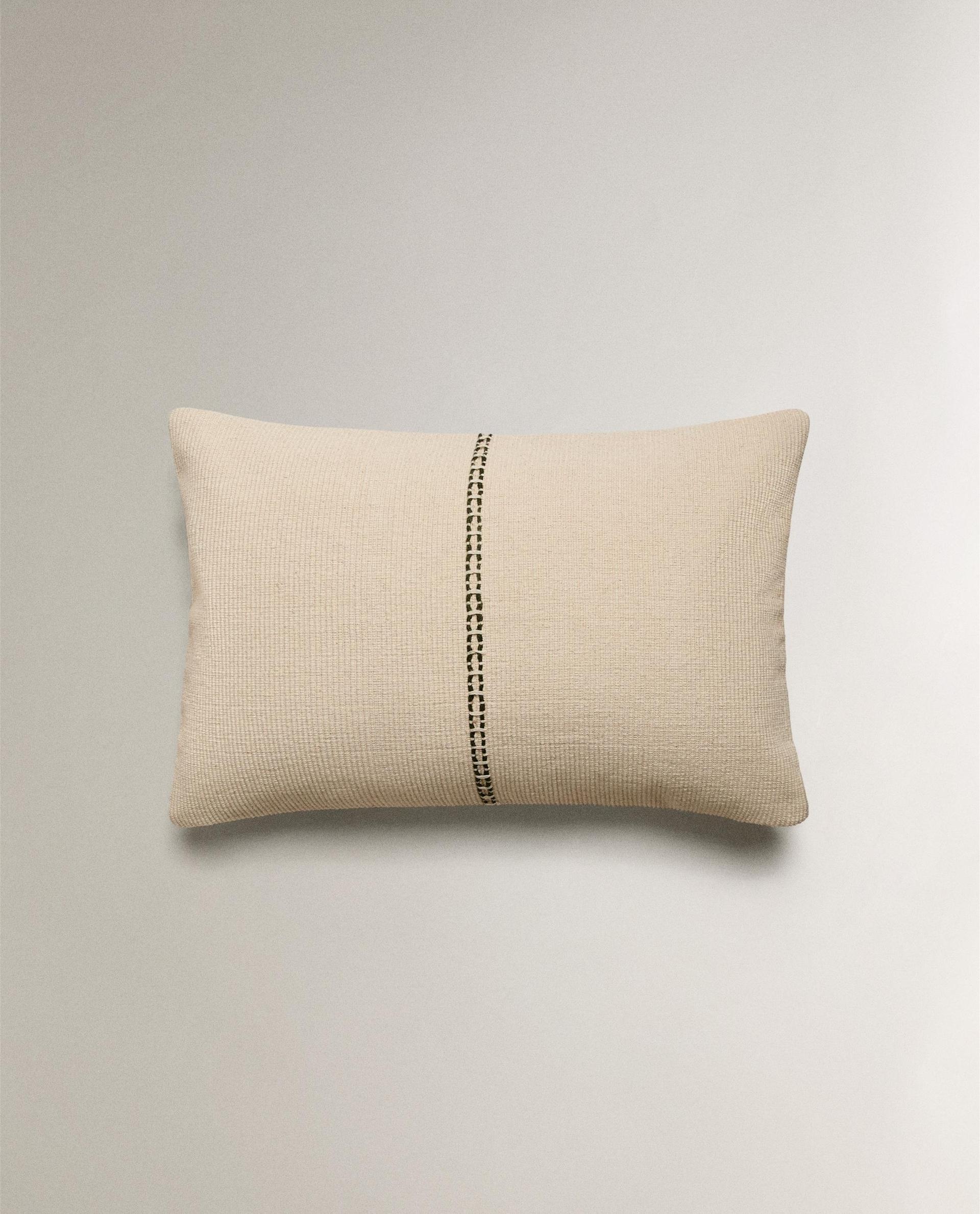 DOUBLE LINE CUSHION COVER DOUBLE LINE CUSHION COVER