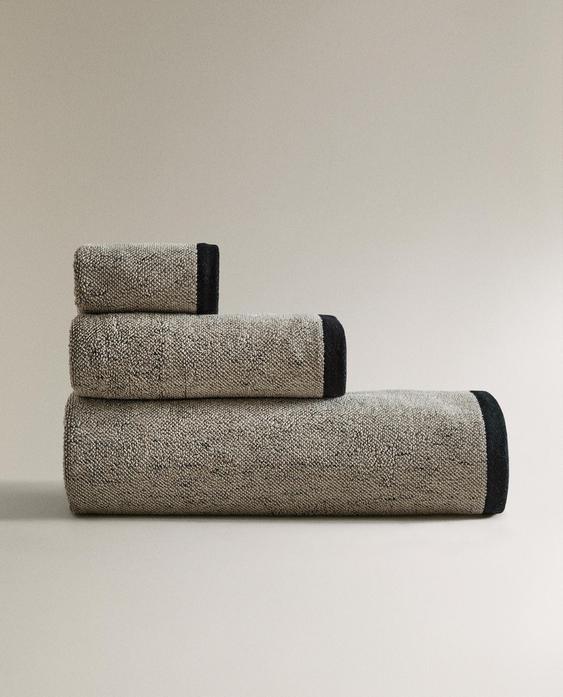 MELANGE-EFFECT BATH TOWEL