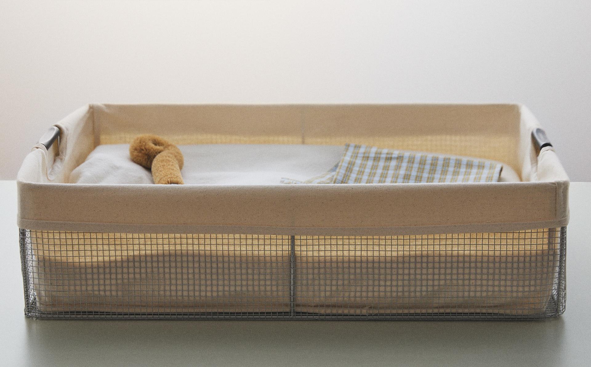 CESTA METÁLICA PARA LA ROPA CESTA METÁLICA PARA LA ROPA