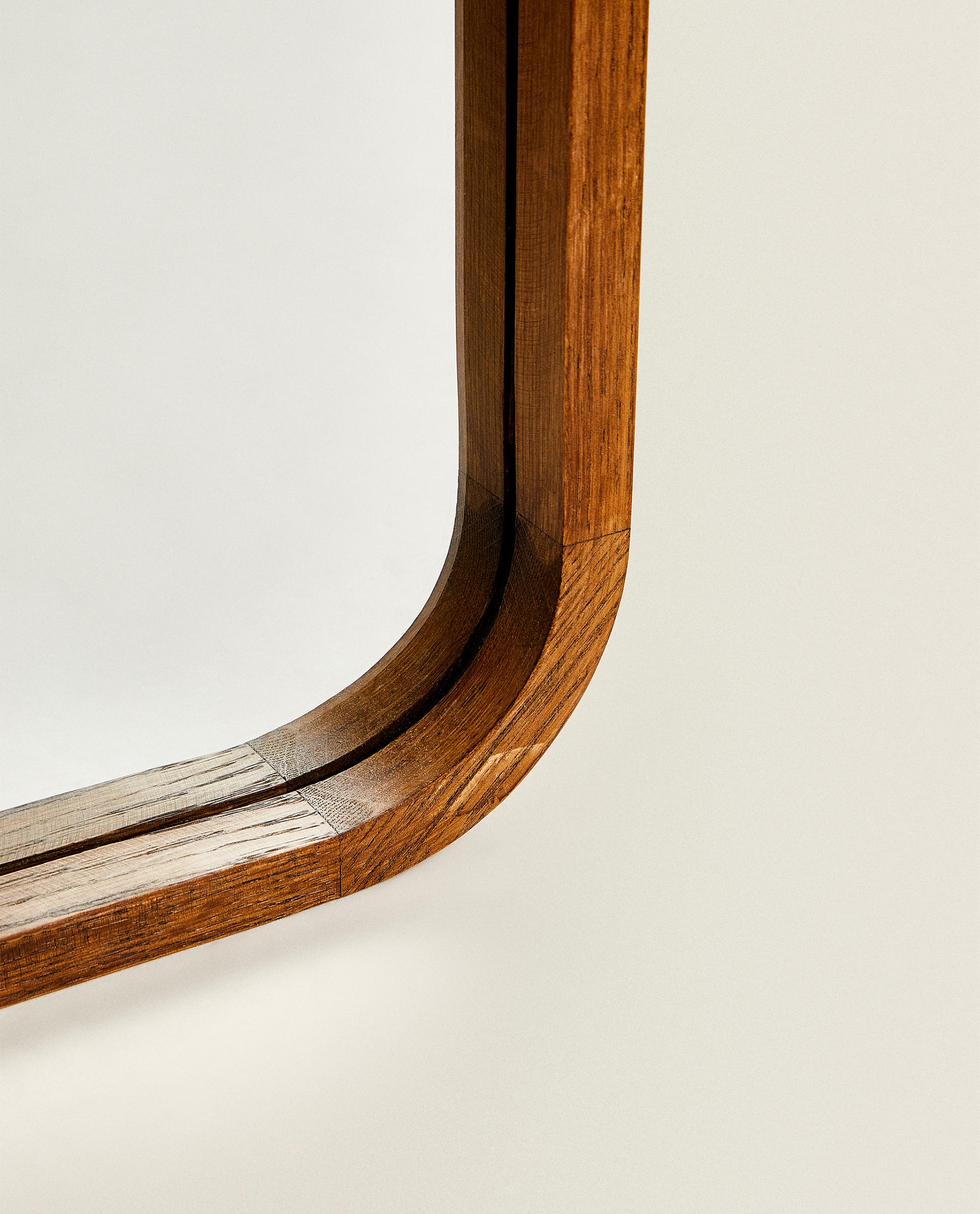 ラウンドフレームスタンディングミラー ラウンドフレームスタンディングミラー | Zara Home 日本/Japan