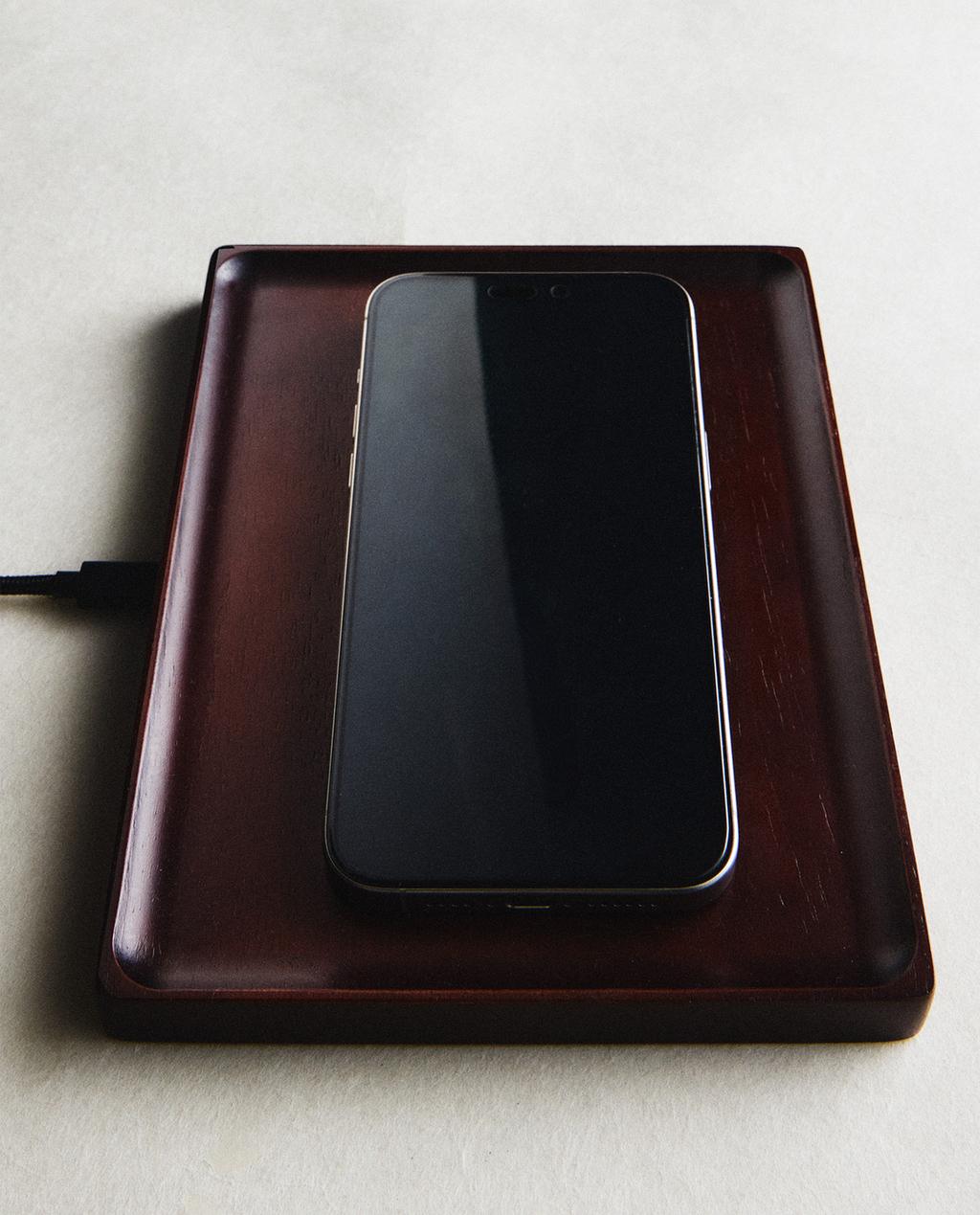 MOBILE PHONE CHARGER WOODEN TRAY
