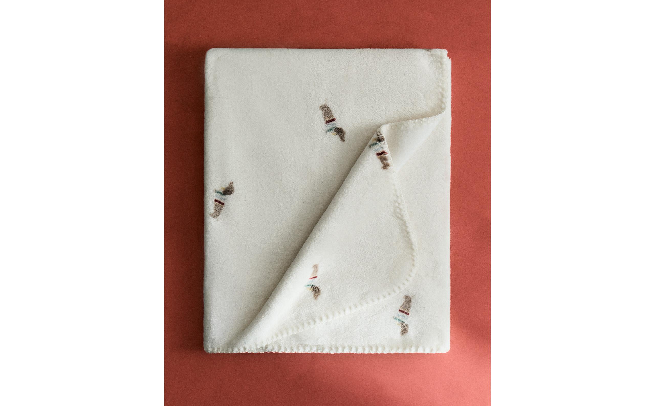 FLEECE DACHSHUND DOG BABY BLANKET product thumbnail 8
