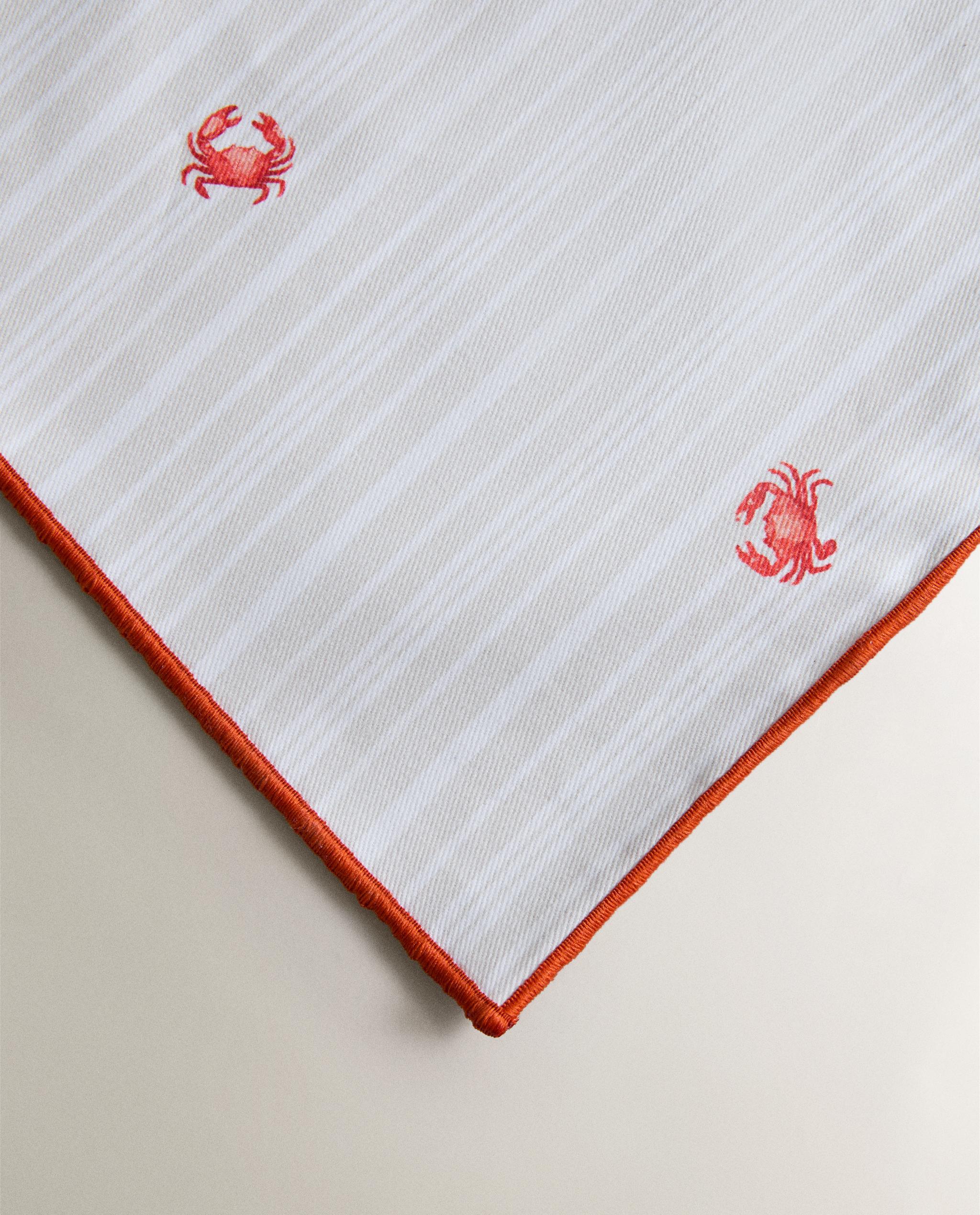 RESIN COTTON TABLECLOTH WITH CRAB PRINT product thumbnail 6