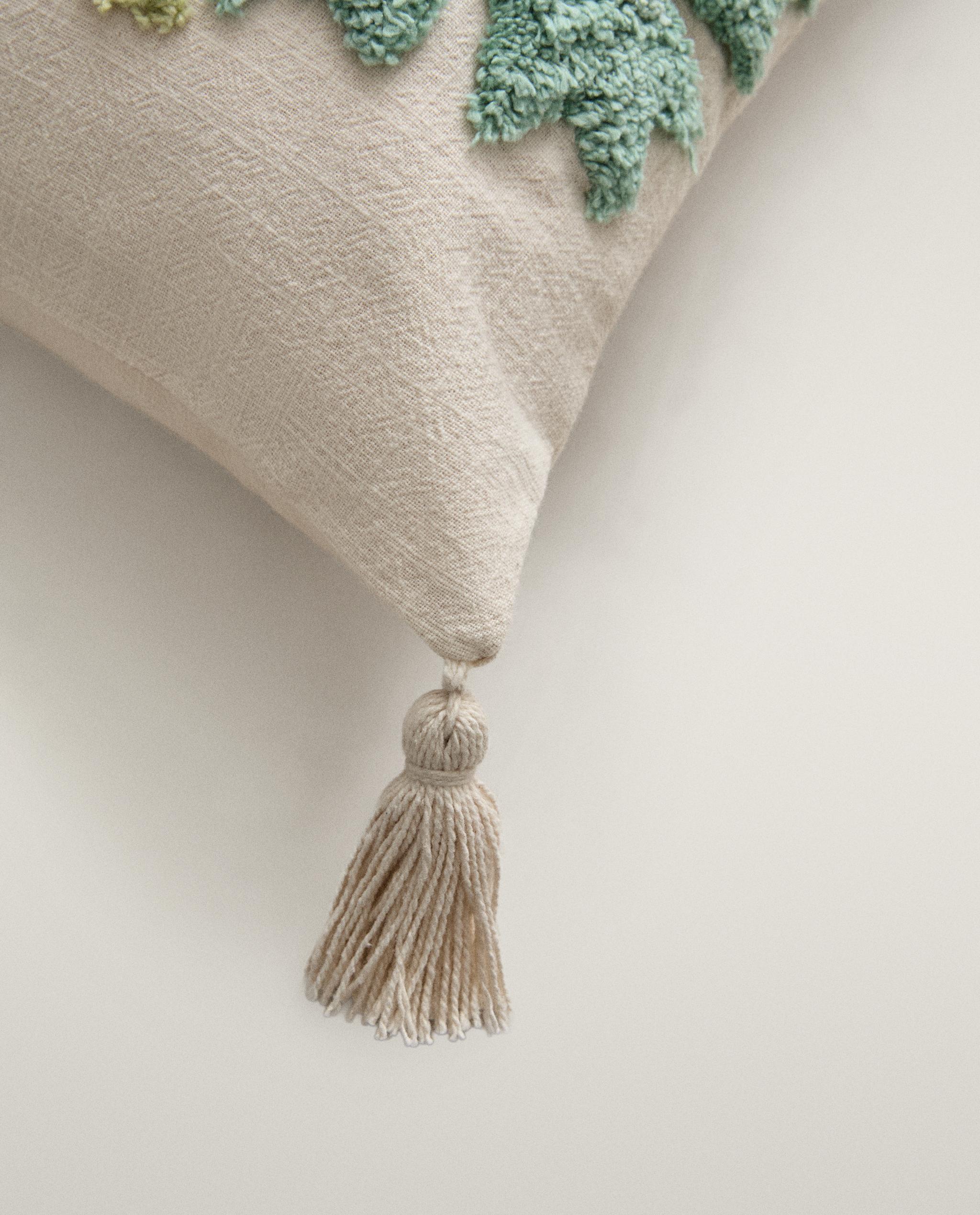 TUFTING CUSHION COVER product thumbnail 7