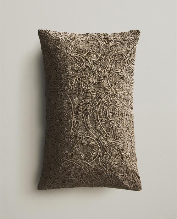 EMBROIDERED CUSHION COVER EMBROIDERED CUSHION COVER