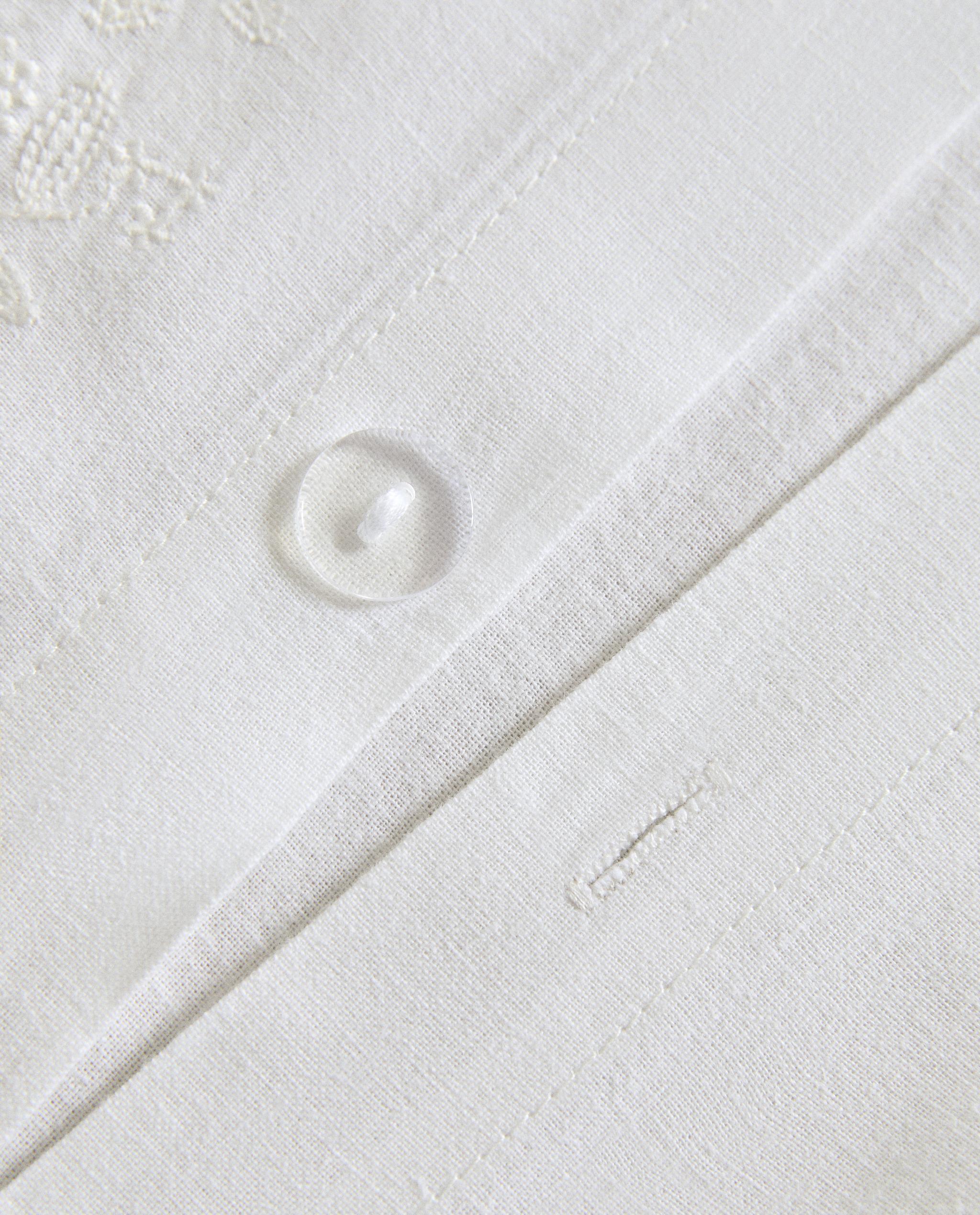COTTON AND LINEN DUVET COVER WITH RAISED DESIGN product thumbnail 9