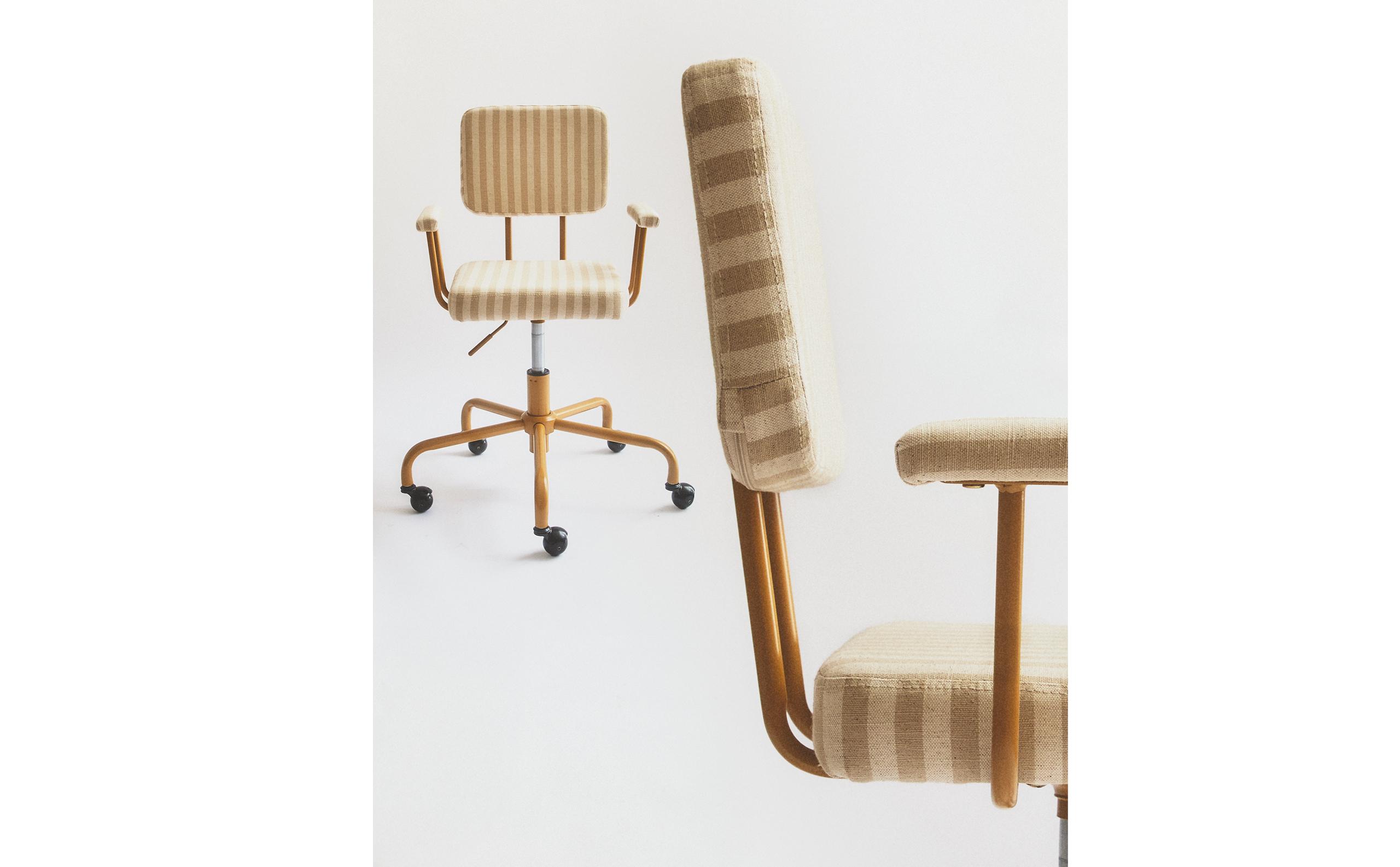 KIDS' METAL DESK CHAIR WITH WHEELS product thumbnail 12