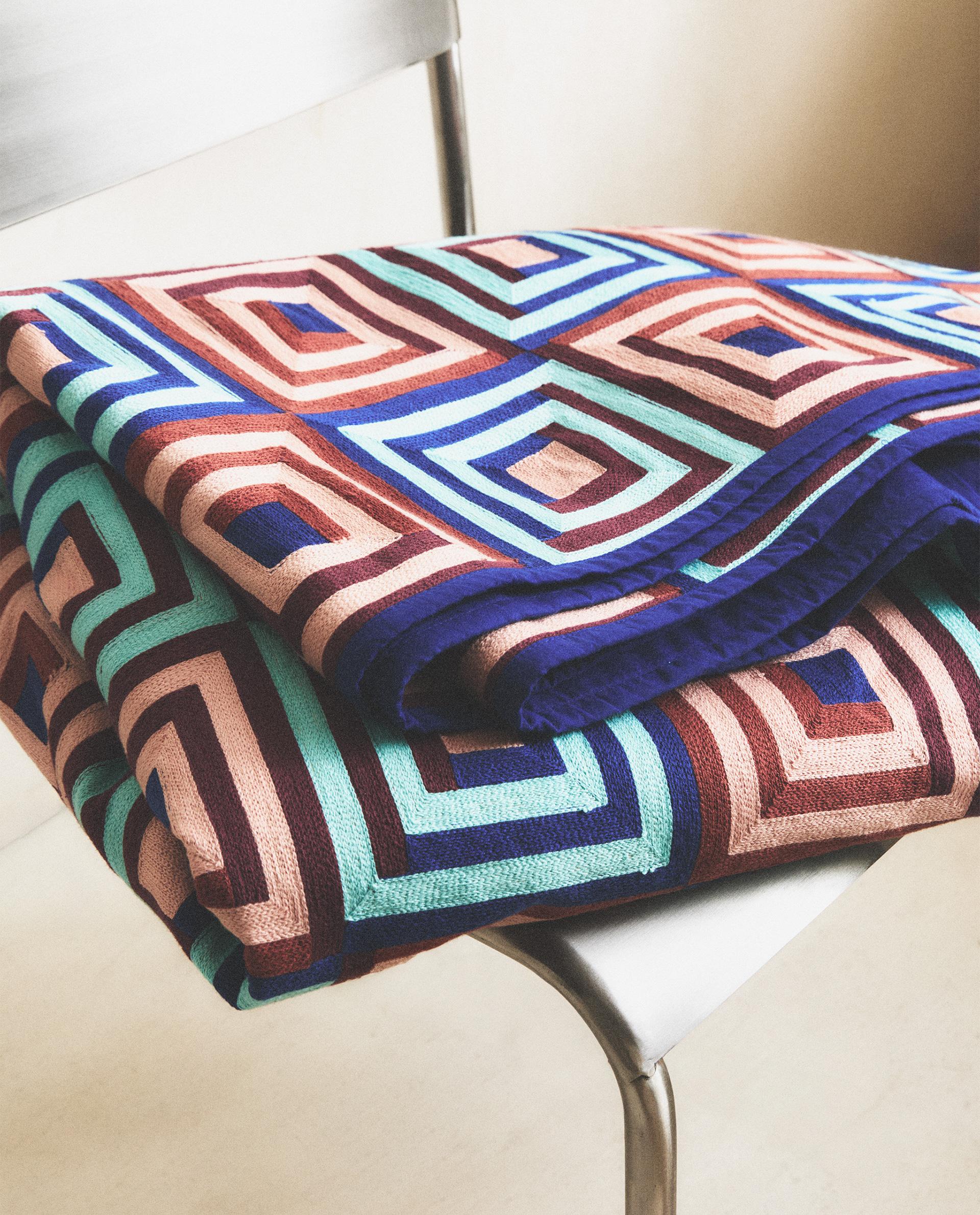 COTTON BEDSPREAD WITH SQUARES X COLLAGERIE