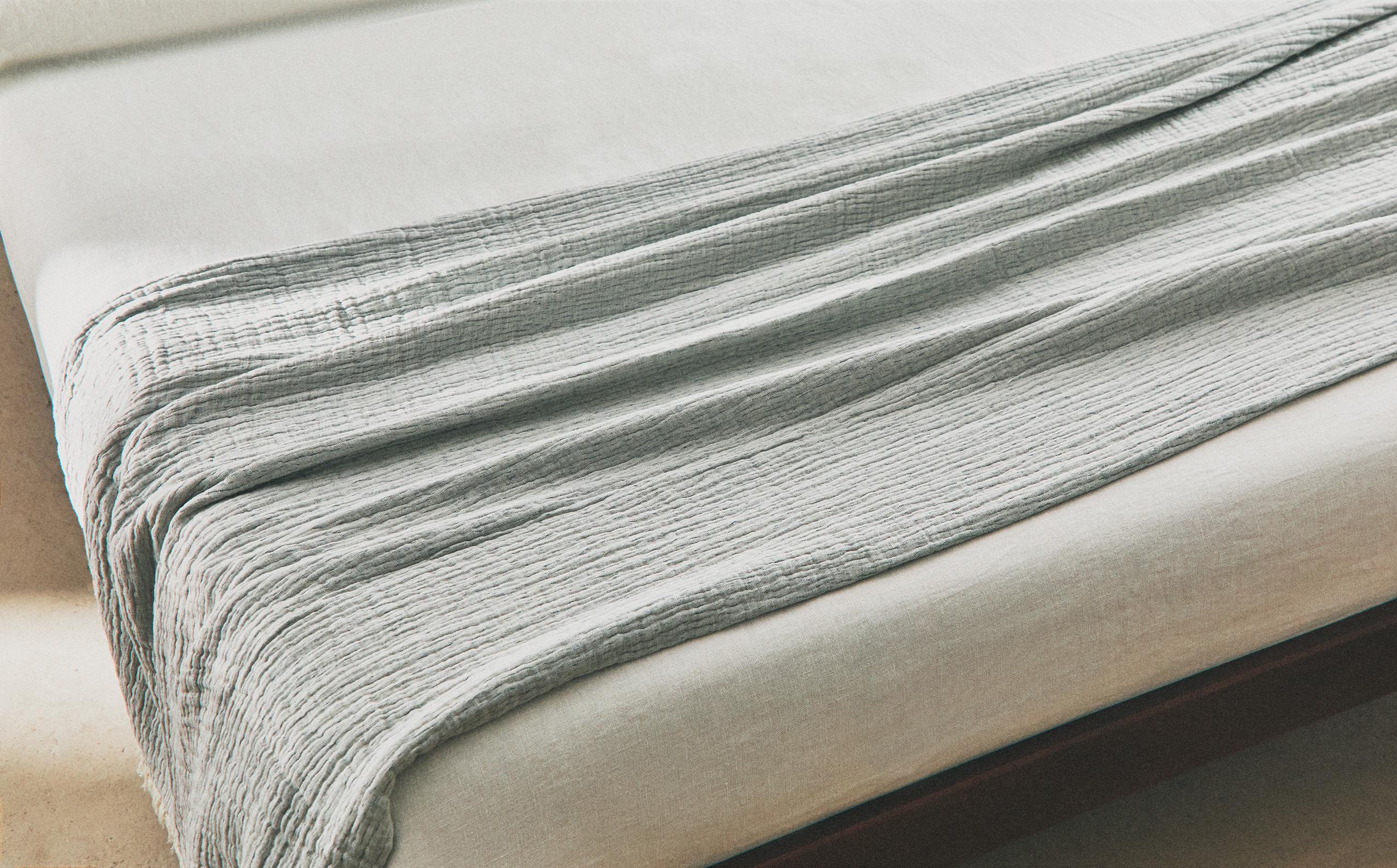ベッド用毛布 | Zara Home 日本/Japan | 最新コレクション