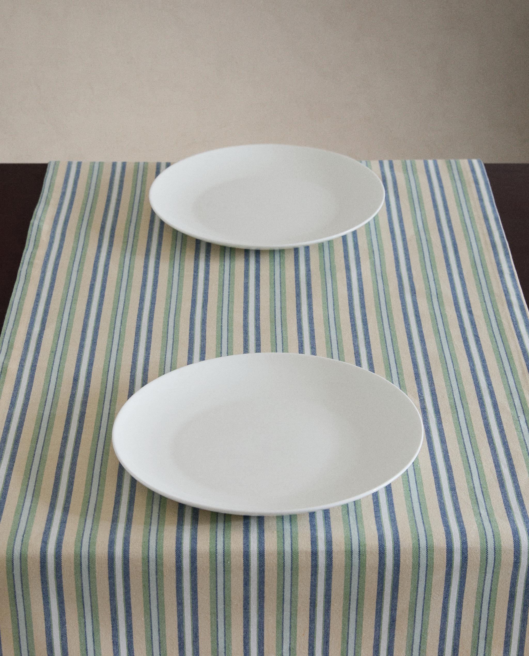 STRIPED TABLE RUNNER product thumbnail 7