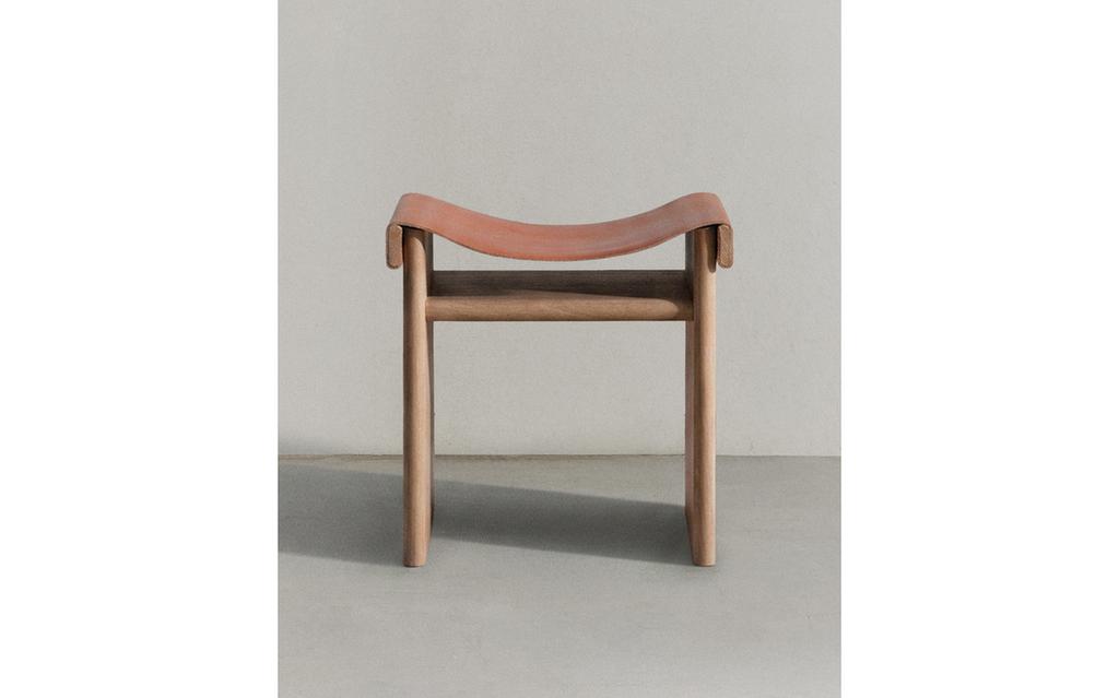 STOOL 02