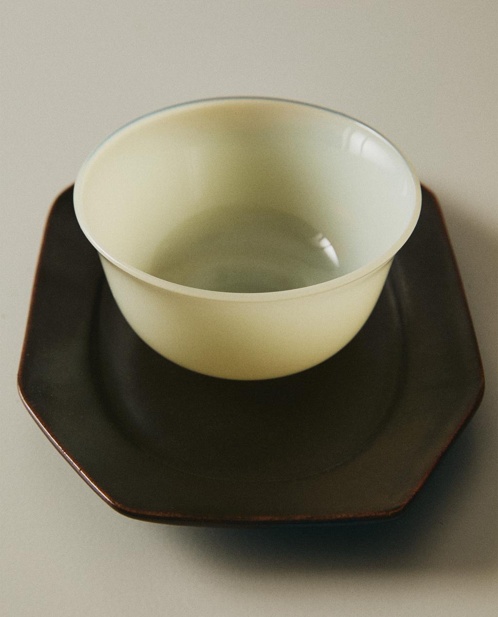 קערת זכוכית בורו-סיליקט חצי שקופה