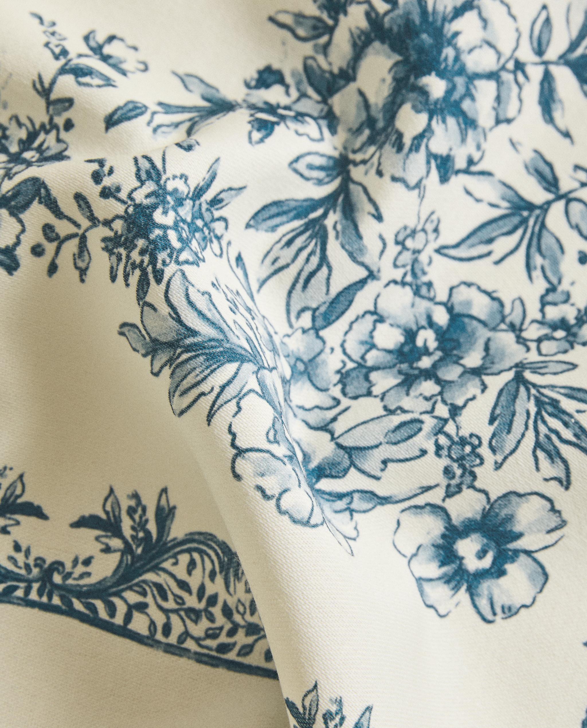 フローラルサテン テーブルクロス | Zara Home 日本/Japan