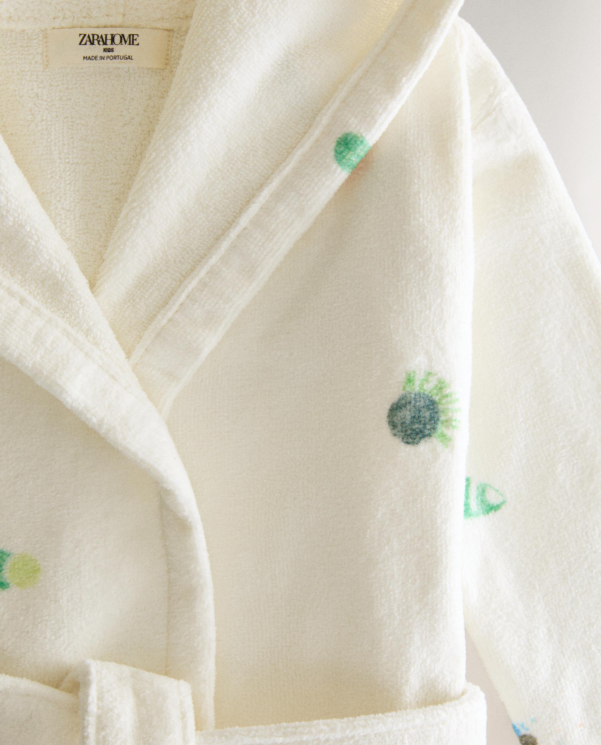 CHILDREN'S PLANET BATHROBE product thumbnail 4