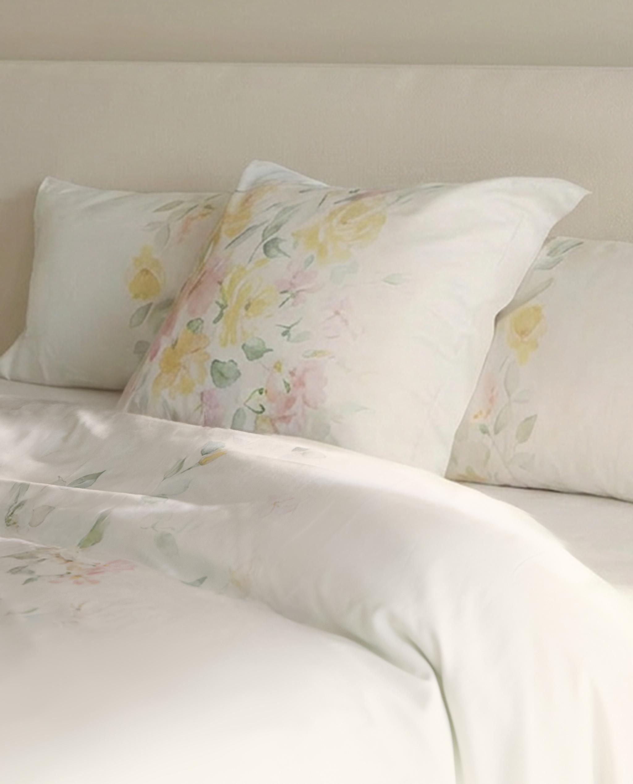 WATERCOLOUR FLOWER DUVET COVER product thumbnail 6